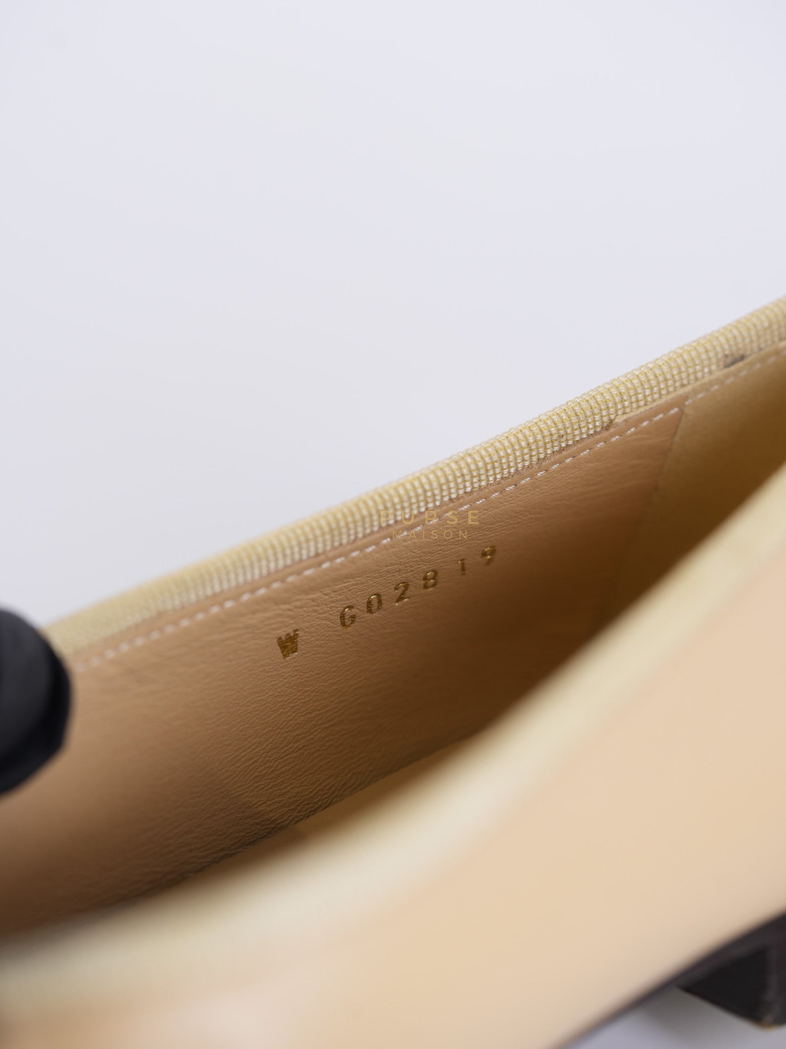 Ballerina Flats Beige/ Black Calfskin Leather Size 38 EU (24cm) | Purse Maison Luxury Bags Shop