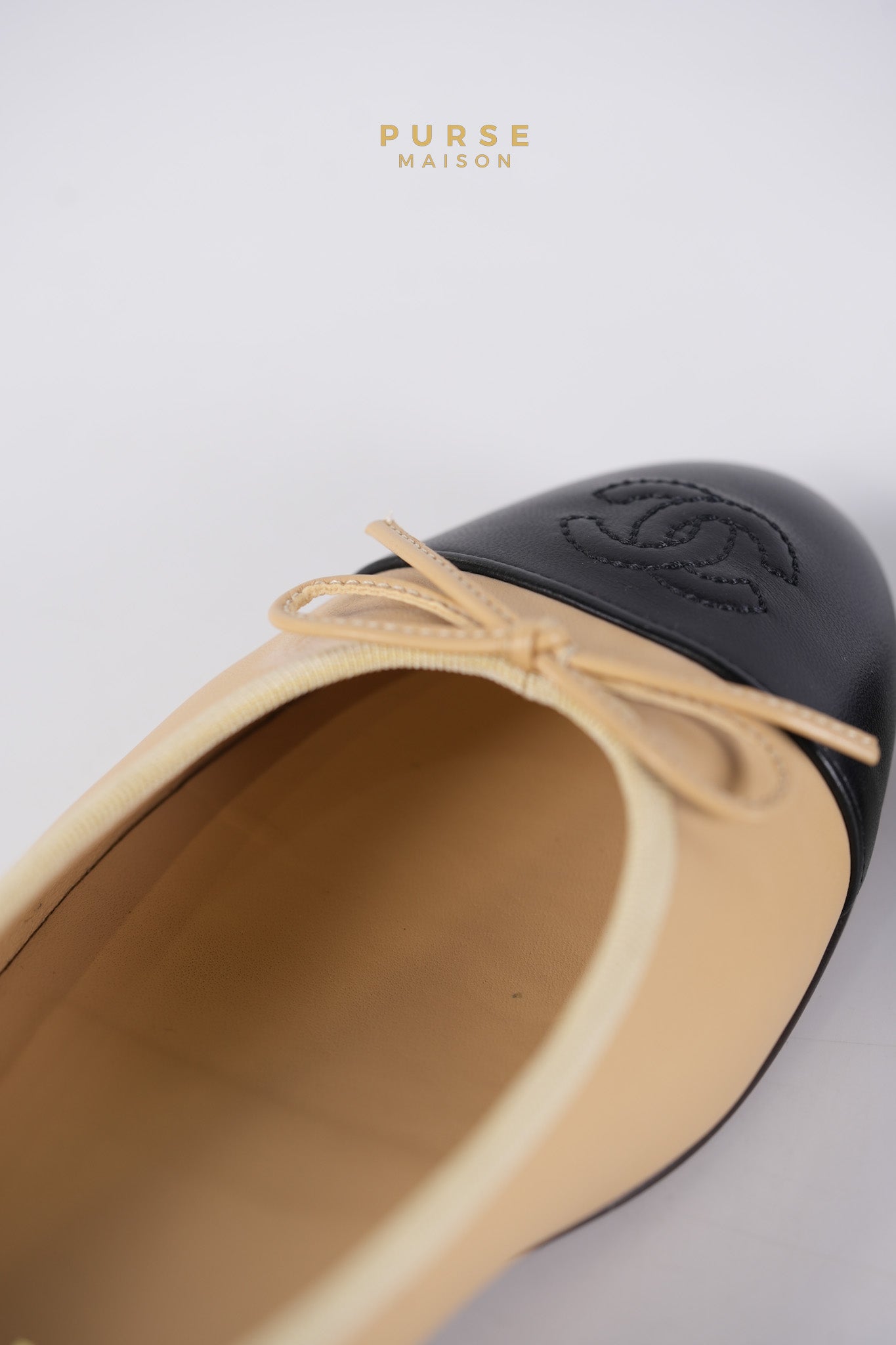 Ballerina Flats Beige & Black Calfskin Leather Size 38 EU(24cm) | Purse Maison Luxury Bags Shop