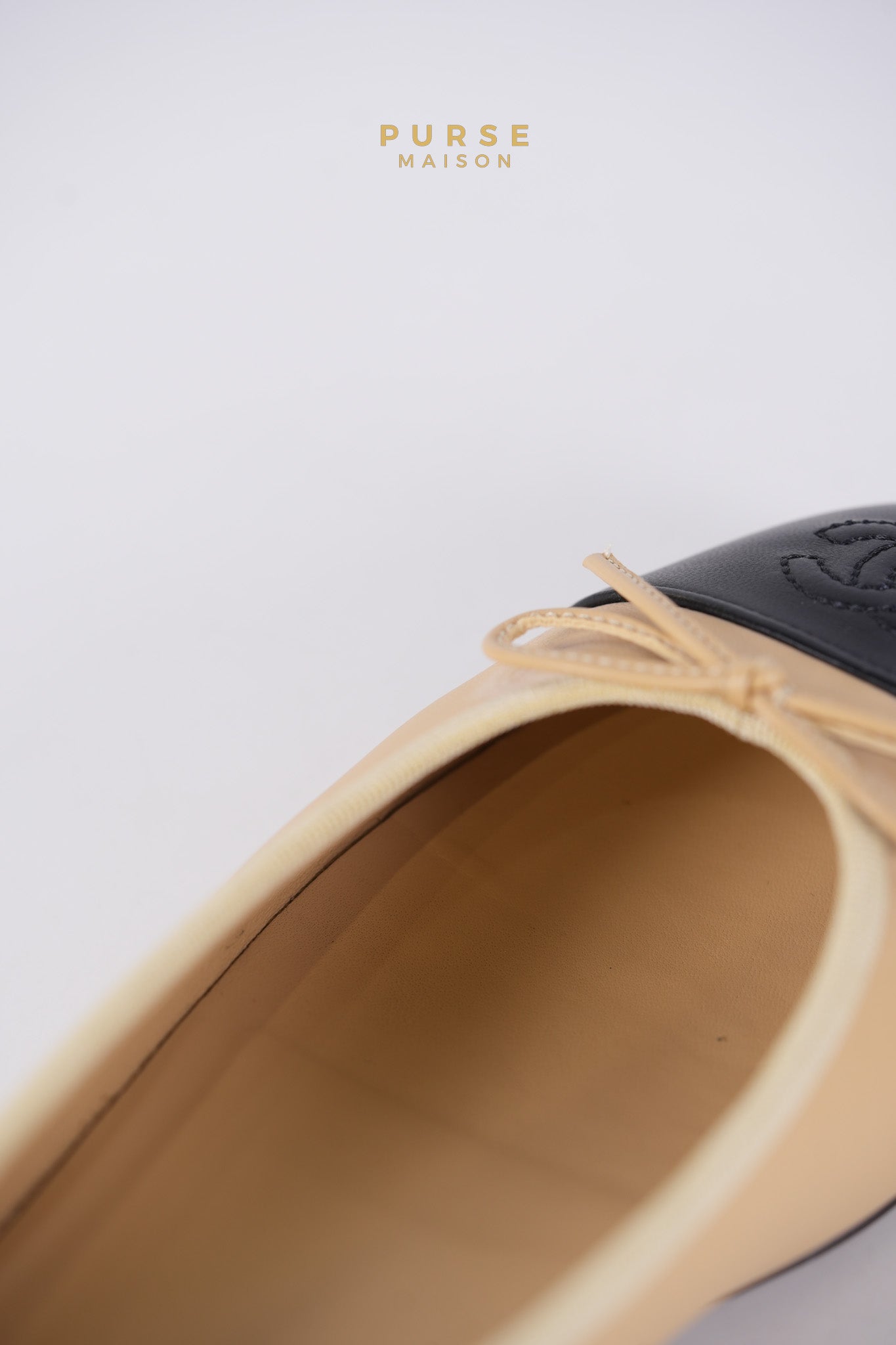 Ballerina Flats Beige & Black Calfskin Leather Size 38 EU(24cm) | Purse Maison Luxury Bags Shop