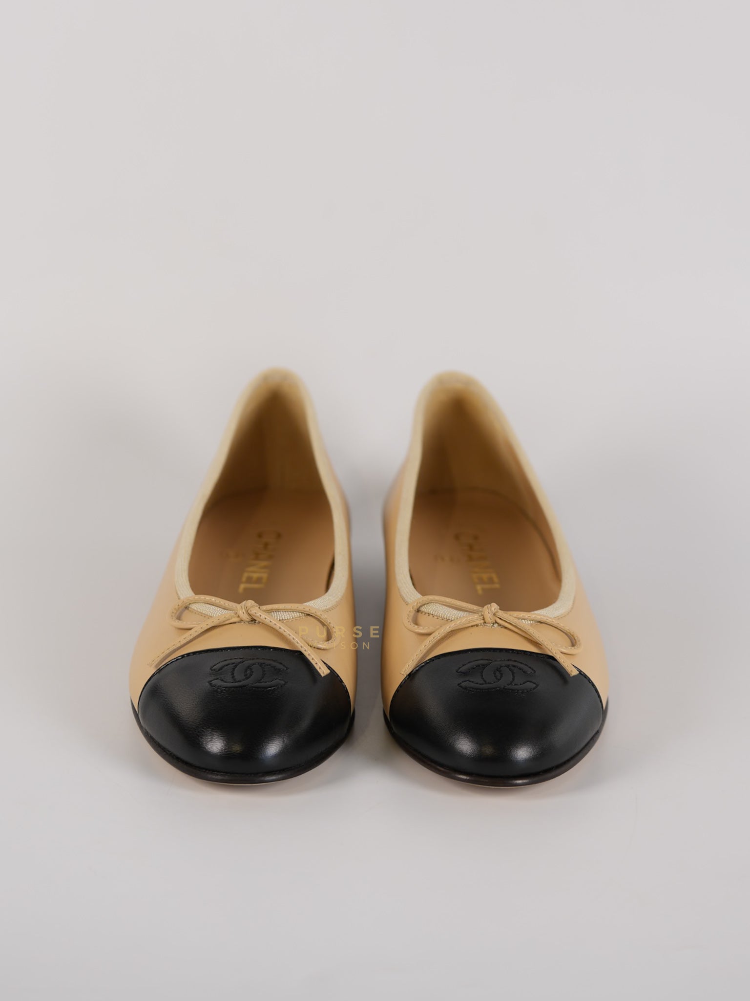 Ballet Flats Shoes CC Logo in Beige & Black Size 38 EU (24cm) | Purse Maison Luxury Bags Shop