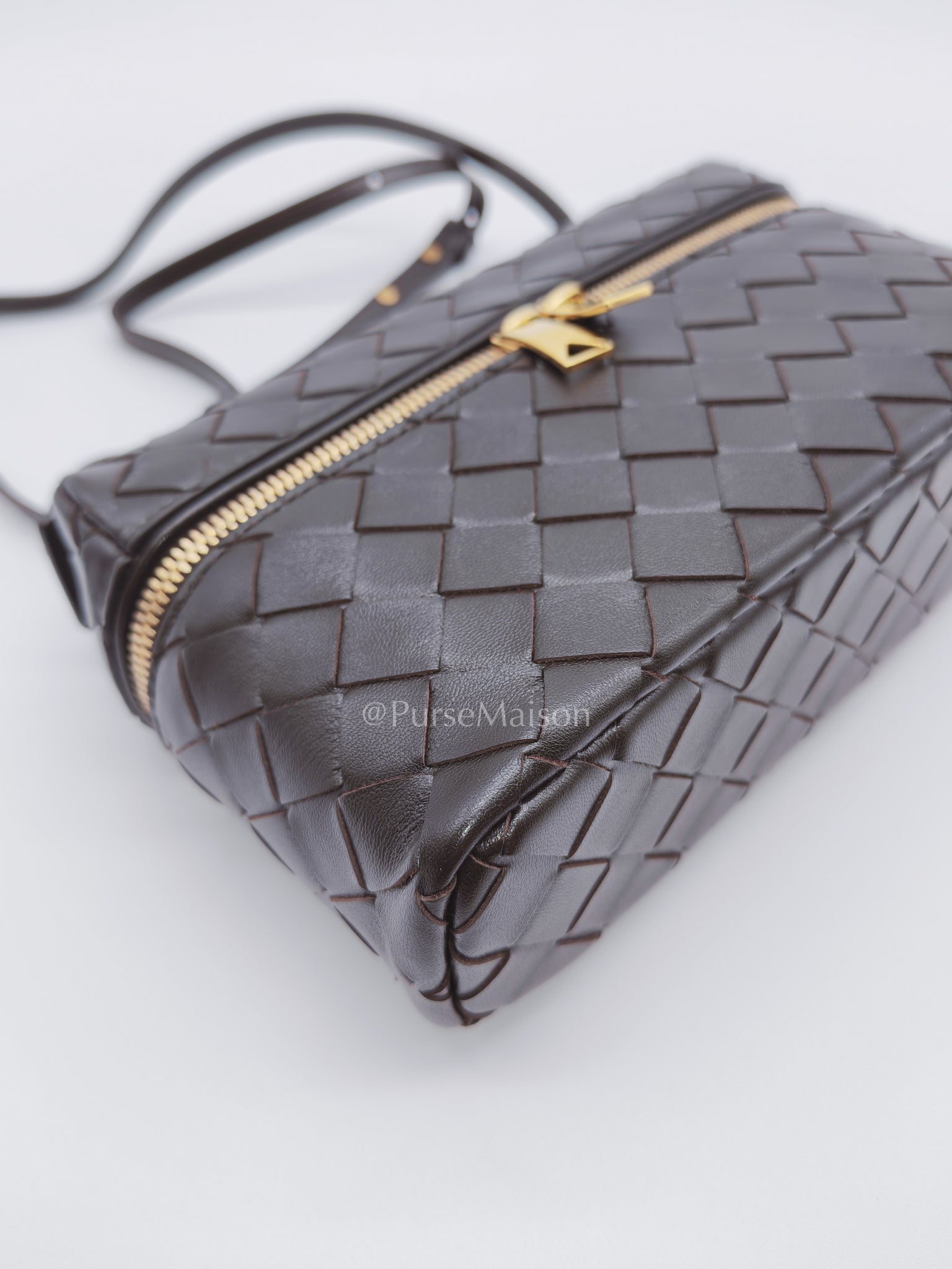 Bang Bang Vanity Case Fondant Intrecciato Weave Leather Crossbody Bag | Purse Maison Luxury Bags Shop