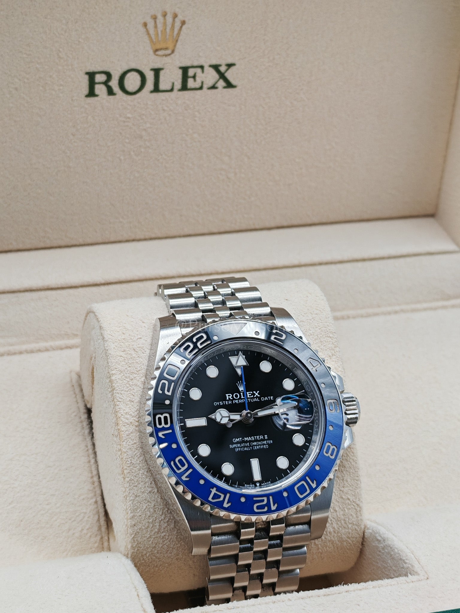 "Bat Girl" GMT-Master II Oyster Perpetual Date Jubilee Silver Stainless Steel Strap Year 2022 (Reference Number: 126710BLNR) | Purse Maison Luxury Bags Shop