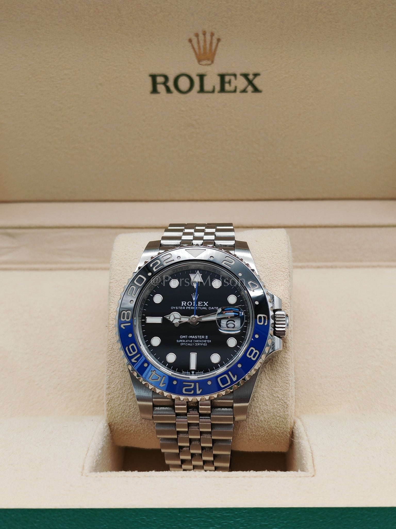 "Bat Girl" GMT-Master II Oyster Perpetual Date Jubilee Silver Stainless Steel Strap Year 2022 (Reference Number: 126710BLNR) | Purse Maison Luxury Bags Shop