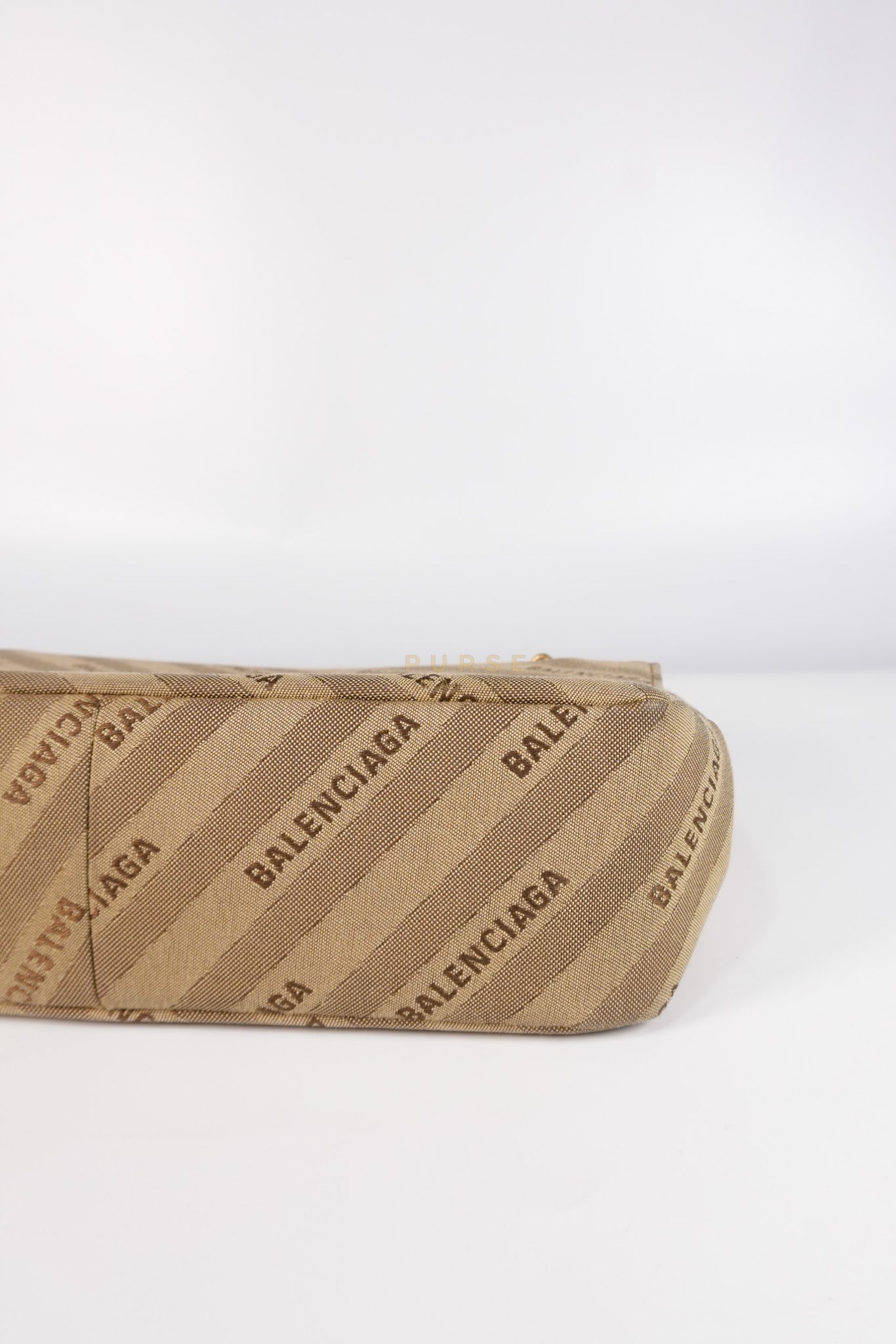 BB logo Chain Monogram Shoulder Bag | Purse Maison Luxury Bags Shop