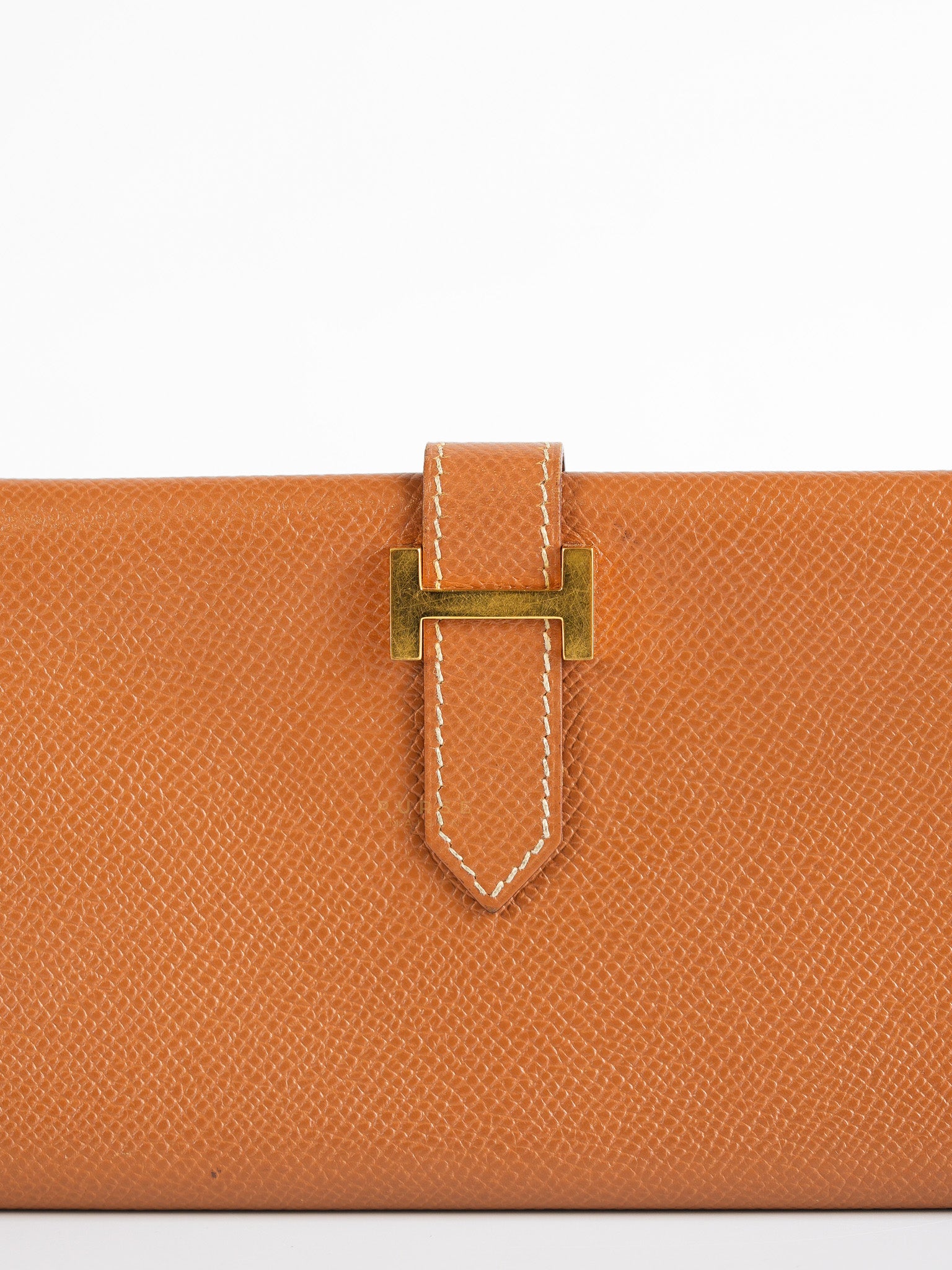 Bearn Bifold Wallet in Gold Courchevel Leather and Gold Hardware Stamp Square C (1999) | Purse Maison Luxury Bags Shop