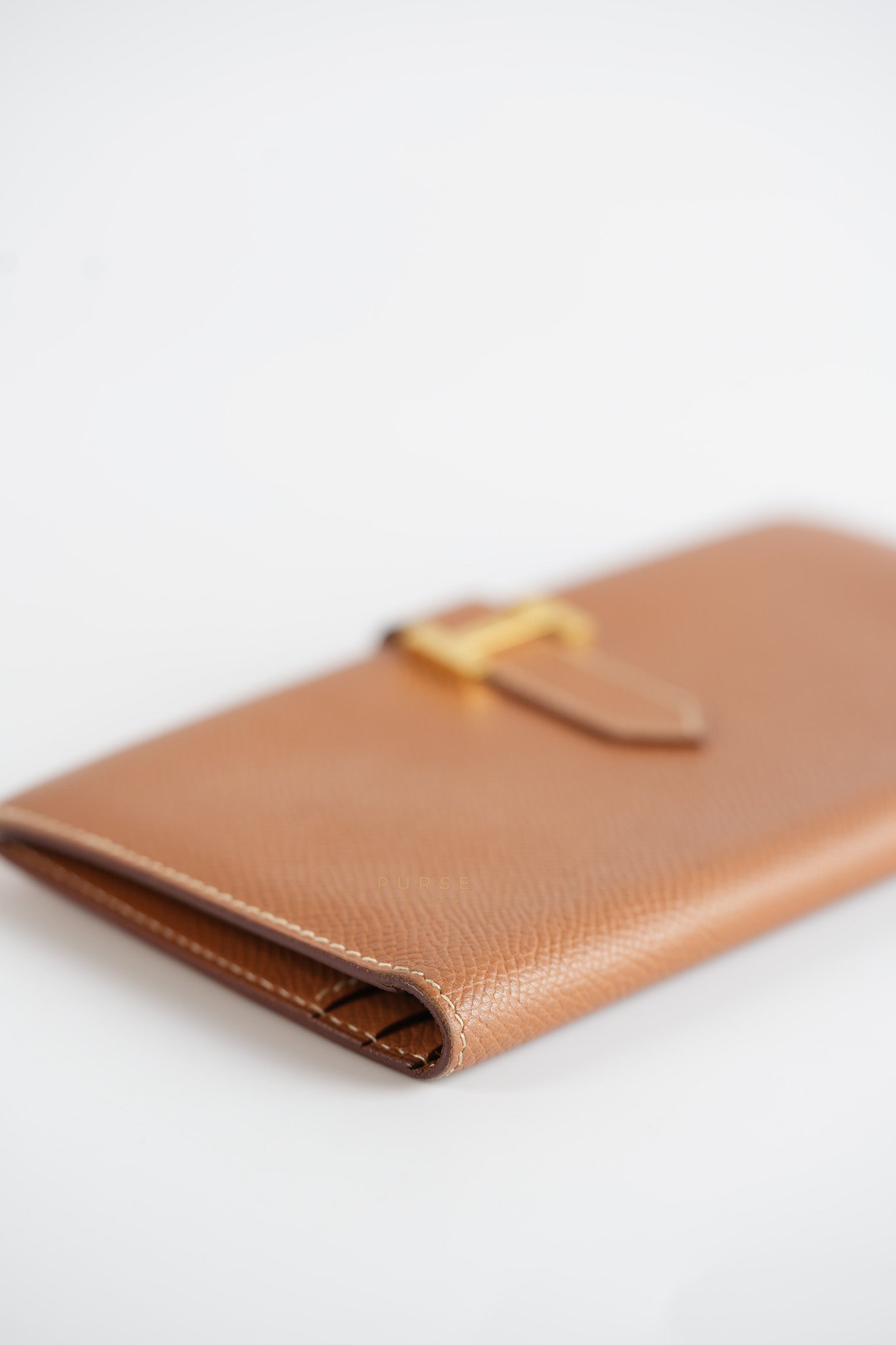 Bearn Bifold Wallet in Gold Courchevel Leather and Gold Hardware Stamp Square C (1999) | Purse Maison Luxury Bags Shop