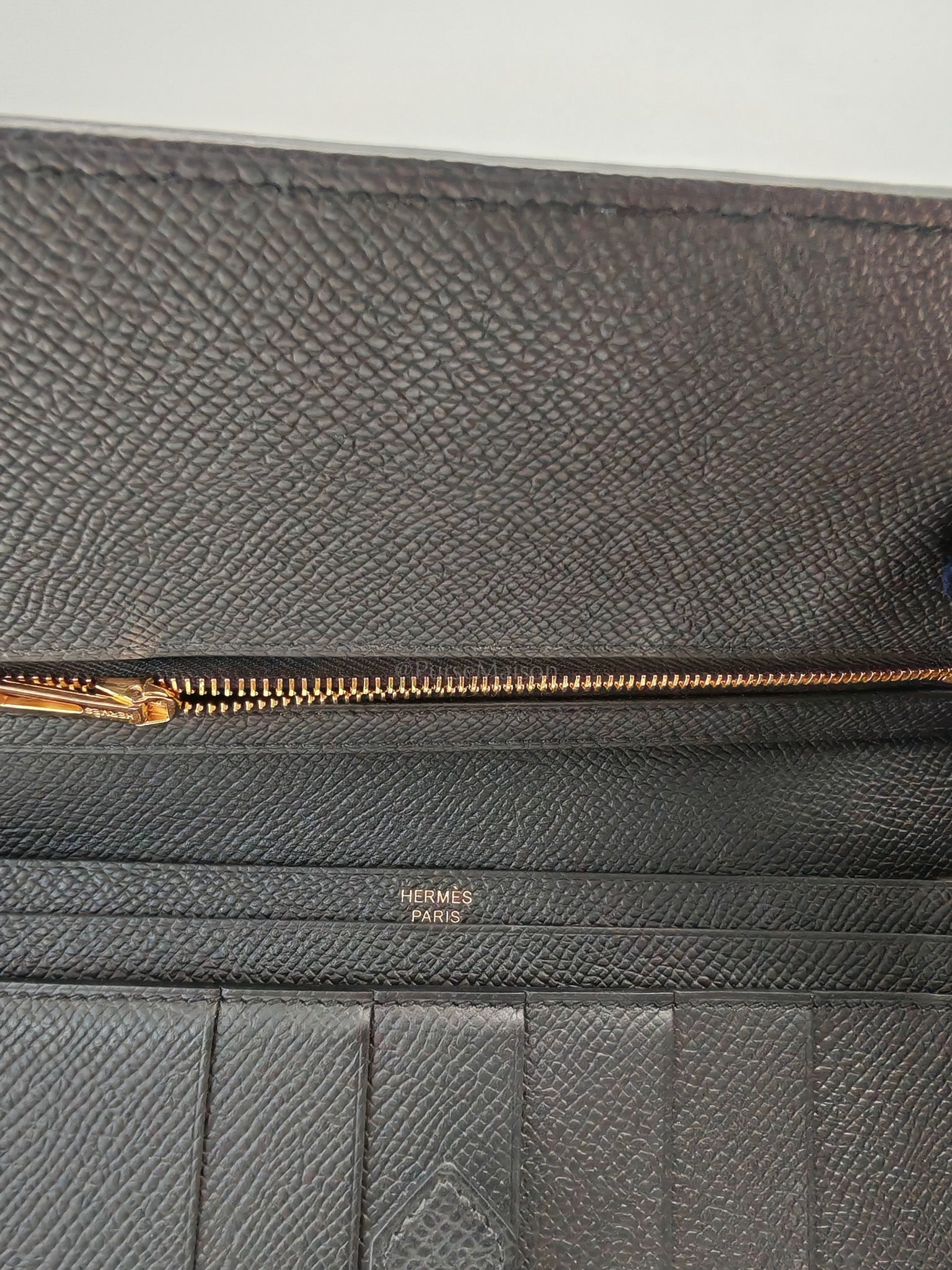 Bearn Long Wallet in Gusset Noir Epsom Leather Gold Hardware Stamp Y(2020) | Purse Maison Luxury Bags Shop