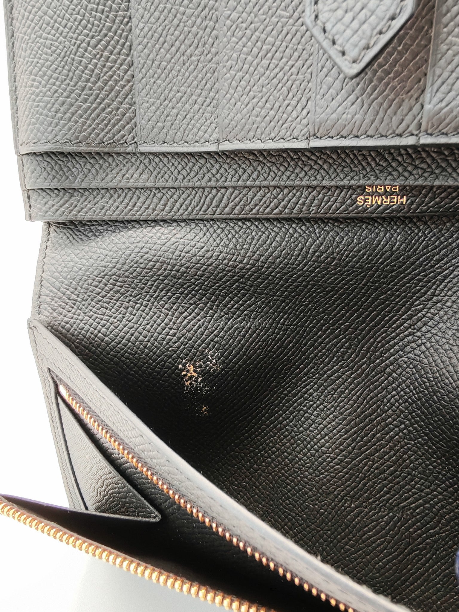 Bearn Long Wallet in Gusset Noir Epsom Leather Gold Hardware Stamp Y(2020) | Purse Maison Luxury Bags Shop