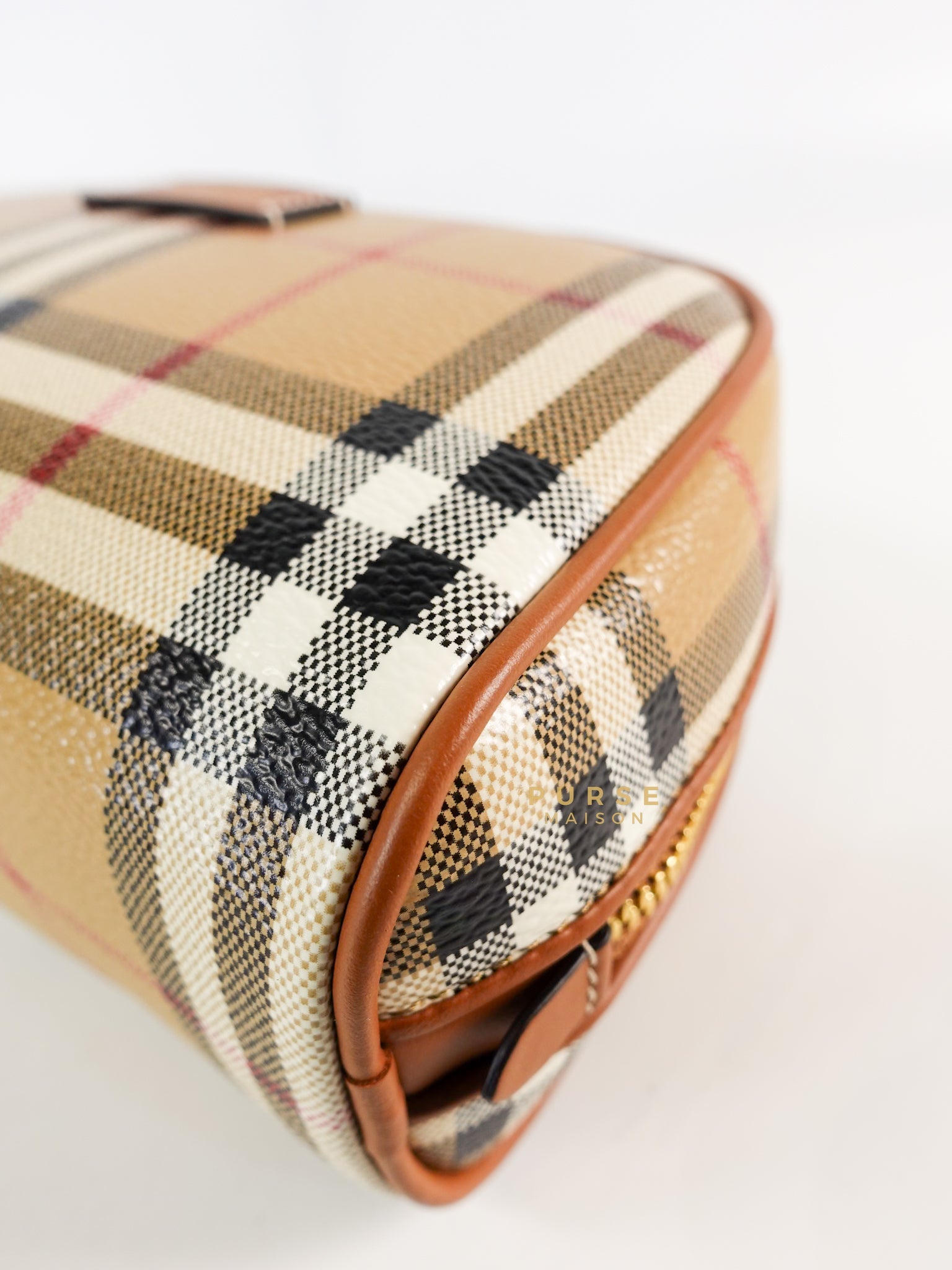 Beige Check Zipped Pouch Bag | Purse Maison Luxury Bags Shop