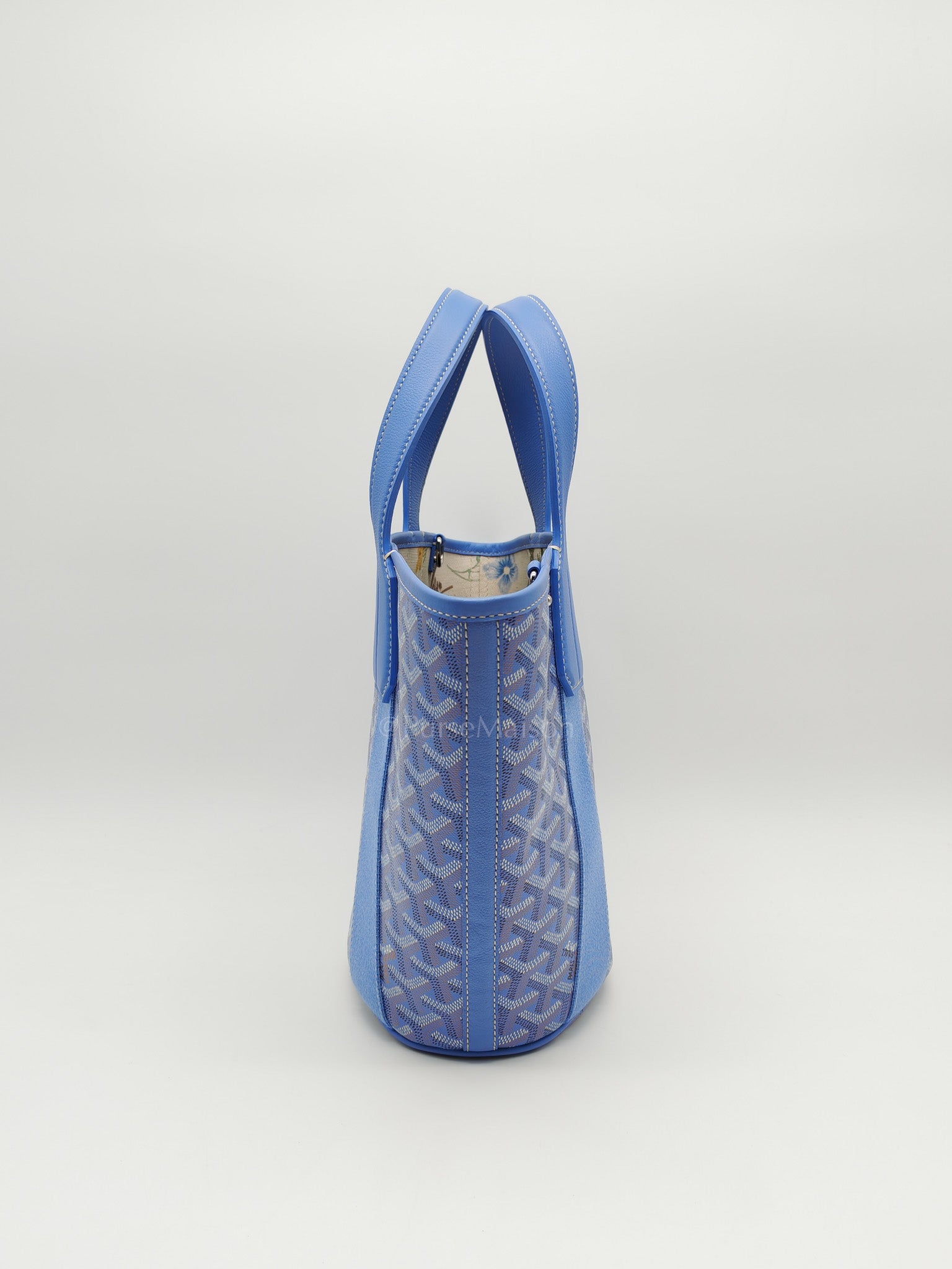 Belharra PM Tote Bag in Iris Goyardine Canvas | Purse Maison Luxury Bags Shop