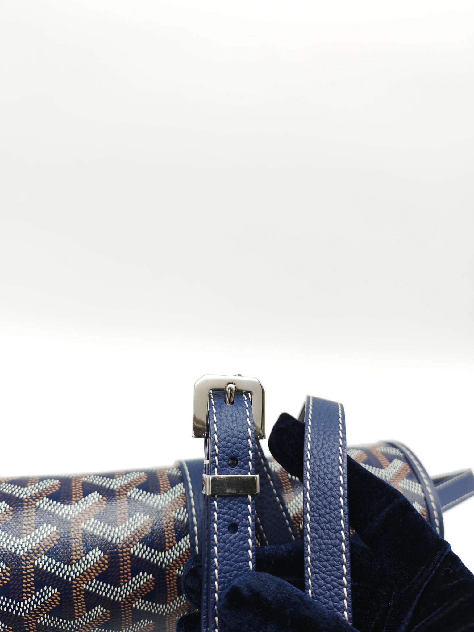 Belvedere PM in Navy Blue/Bleu Marine Goyardine Canvas