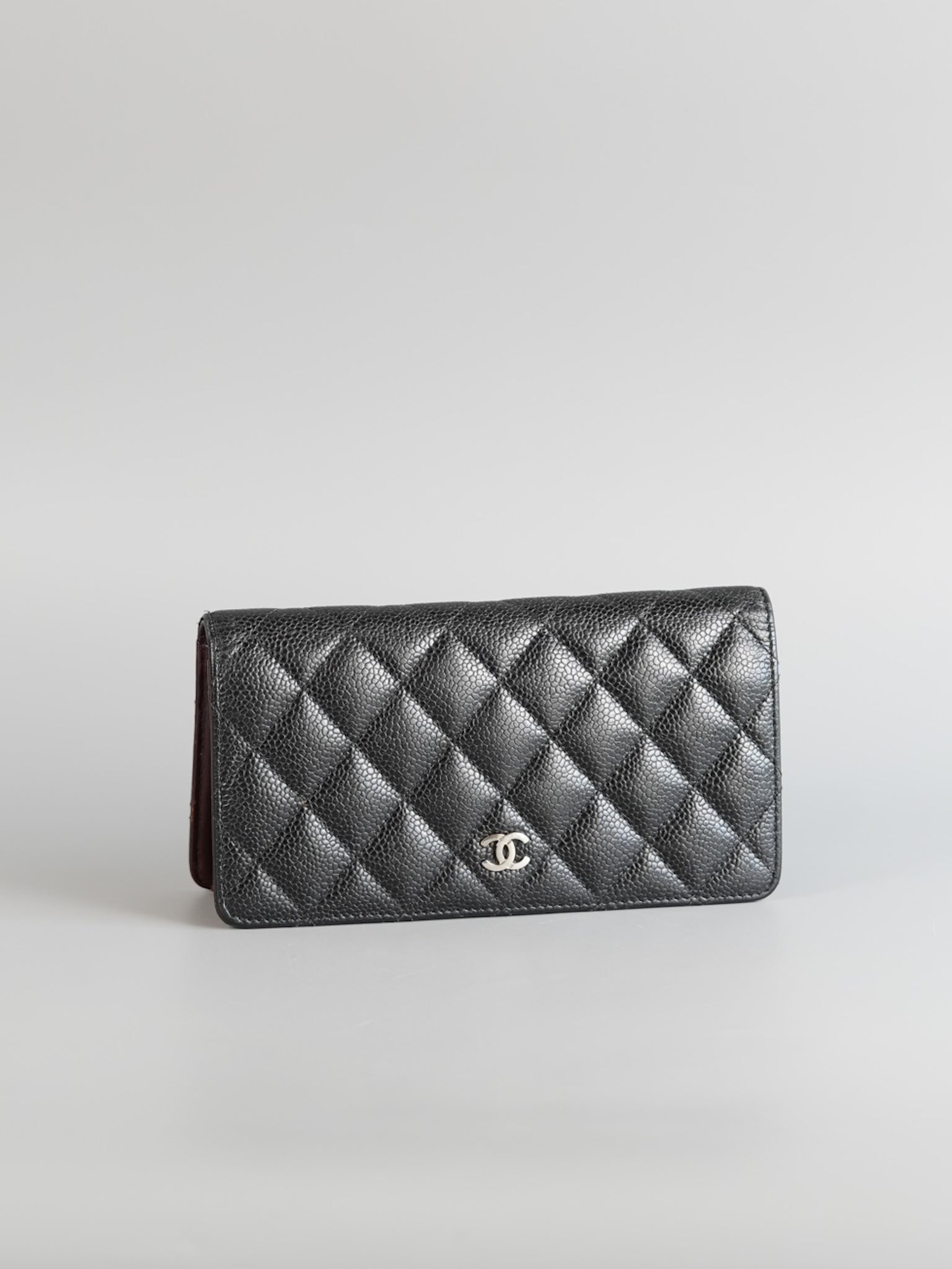 Bi-fold Long Wallet in Black Caviar Leather & Silver Hardware Series 20 | Purse Maison Luxury Bags Shop