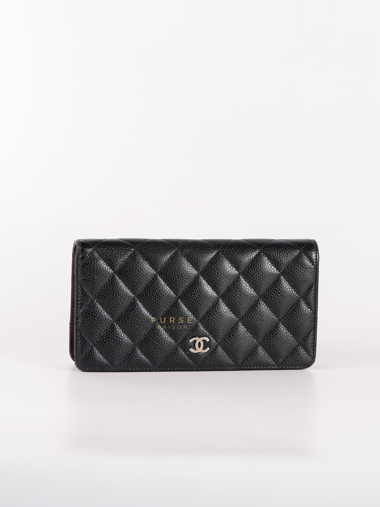 Bi-Fold Long Wallet in Black Quilted Caviar Leather Series 22 | Purse Maison Luxury Bags Shop