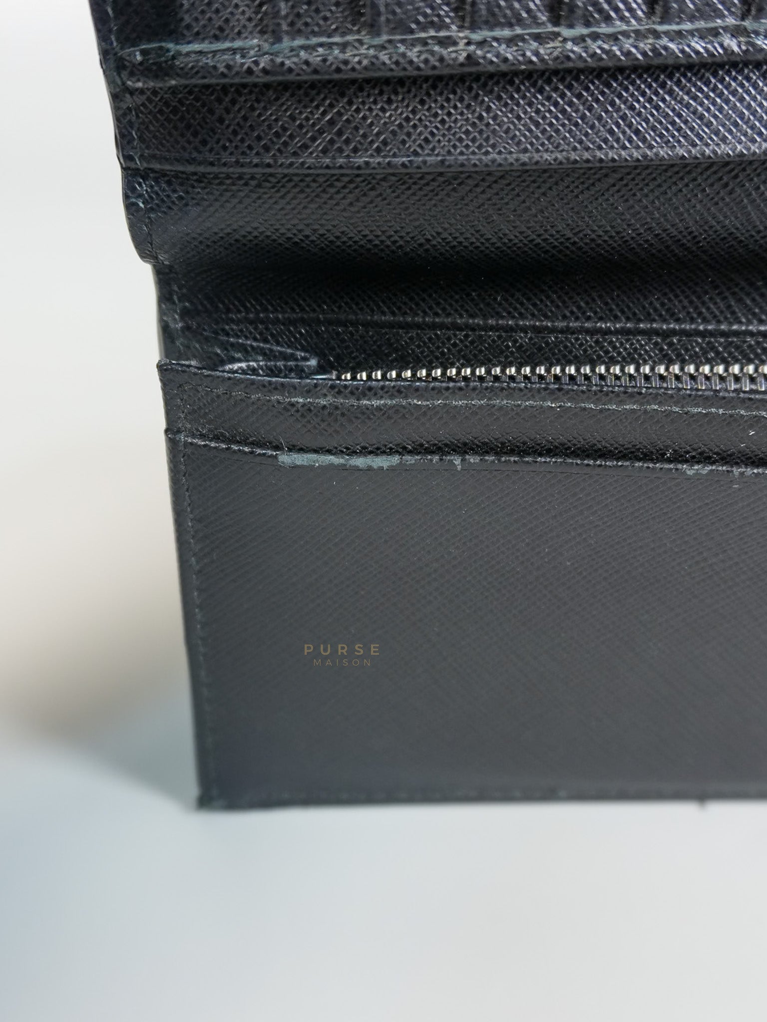 Bi-fold Wallet in Black Saffiano Leather | Purse Maison Luxury Bags Shop