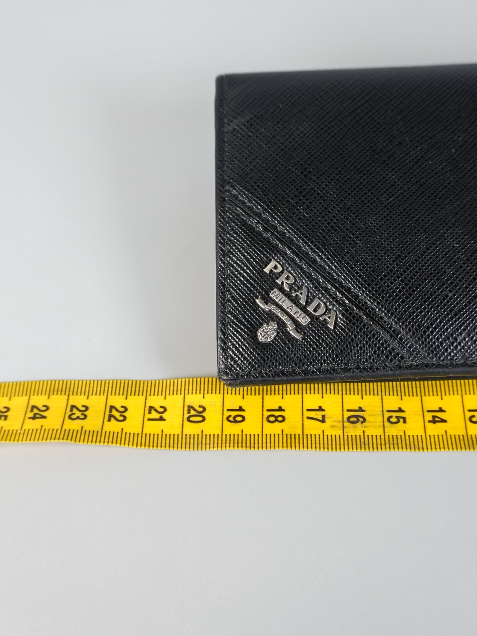 Bi-fold Wallet in Black Saffiano Leather | Purse Maison Luxury Bags Shop