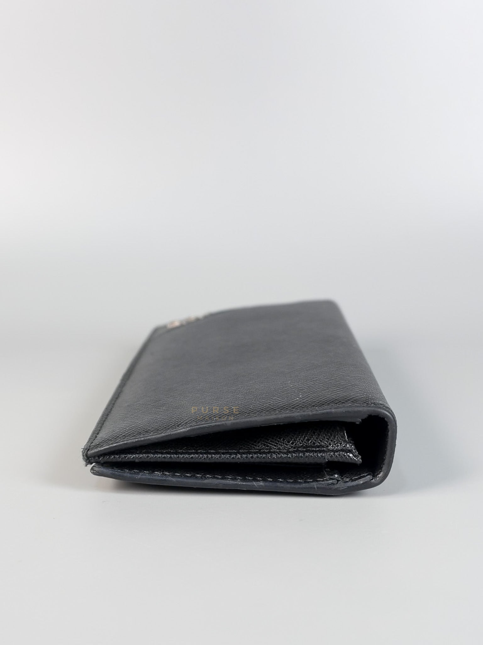 Bi-fold Wallet in Black Saffiano Leather | Purse Maison Luxury Bags Shop