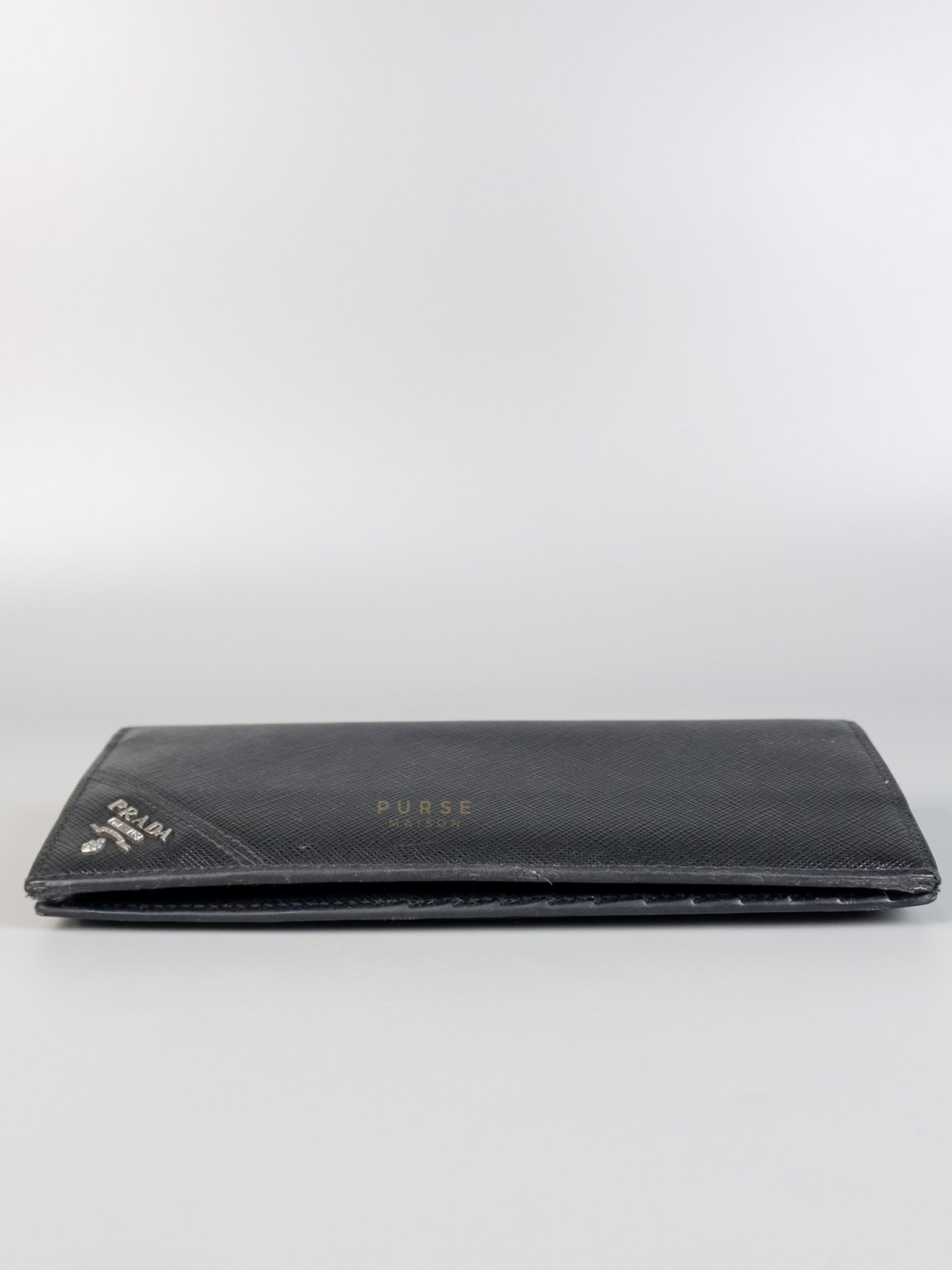Bi-fold Wallet in Black Saffiano Leather | Purse Maison Luxury Bags Shop