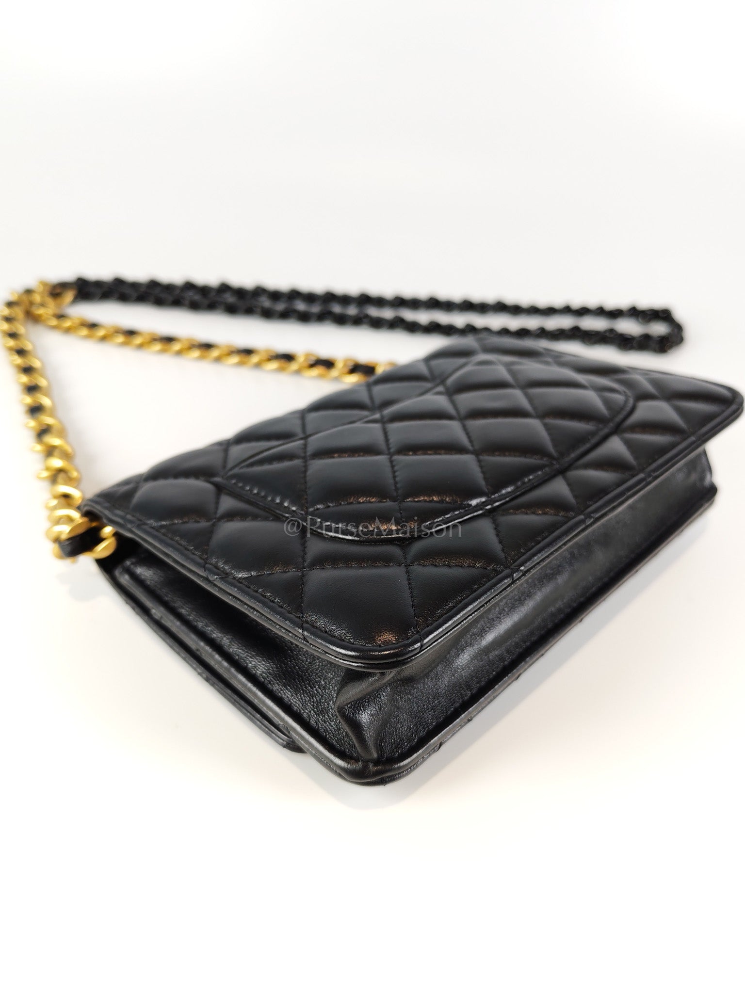 Big CC Logo Wallet on Chain in Black Lambskin Leather Aged Gold Hardware (Microchip) | Purse Maison Luxury Bags Shop