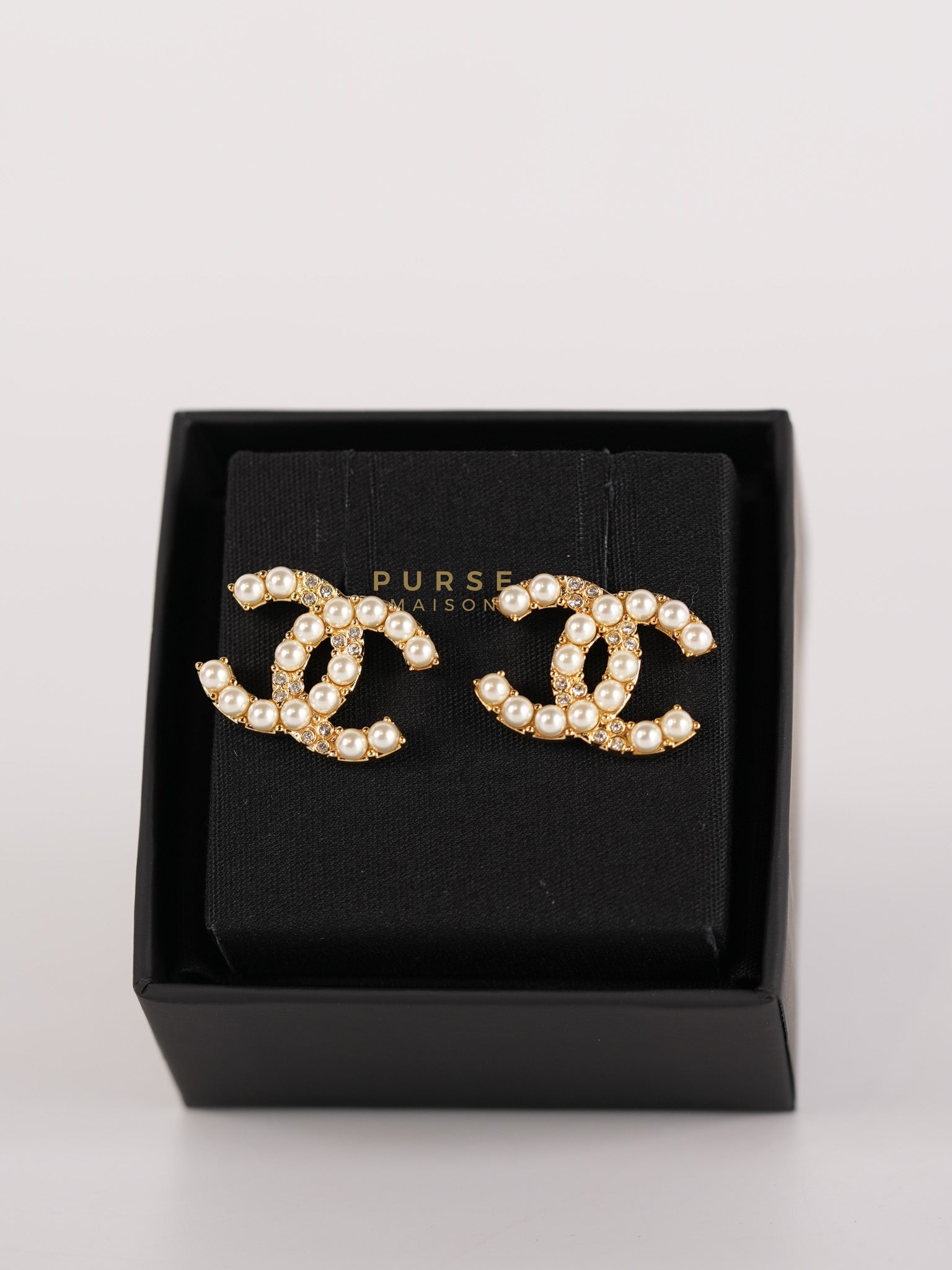 Big CC Pearl Stud Earrings in Gold Hardware