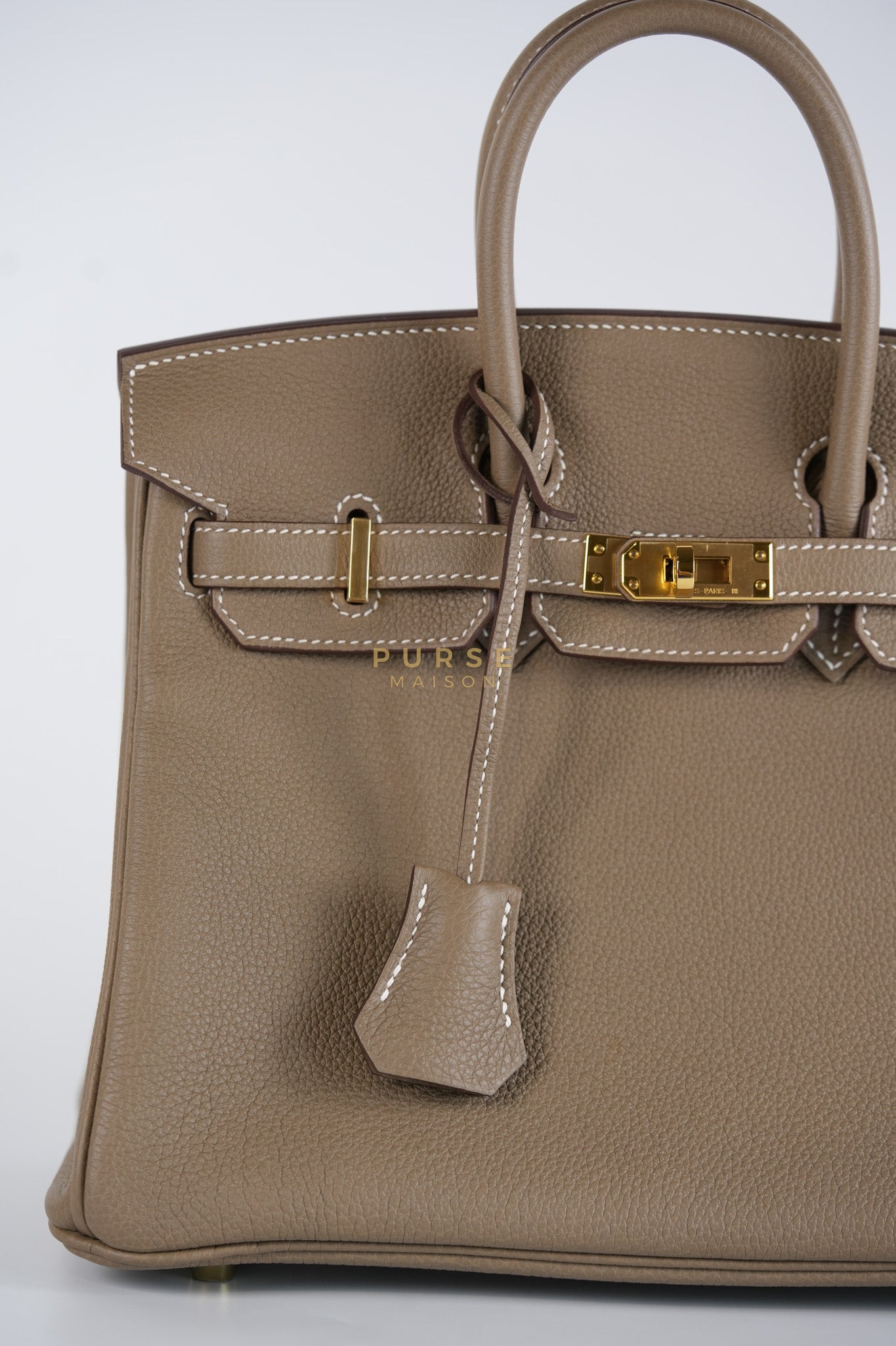 Birkin 25 Etoupe in Togo Leather and Gold Hardware Stamp W (2024) | Purse Maison Luxury Bags Shop