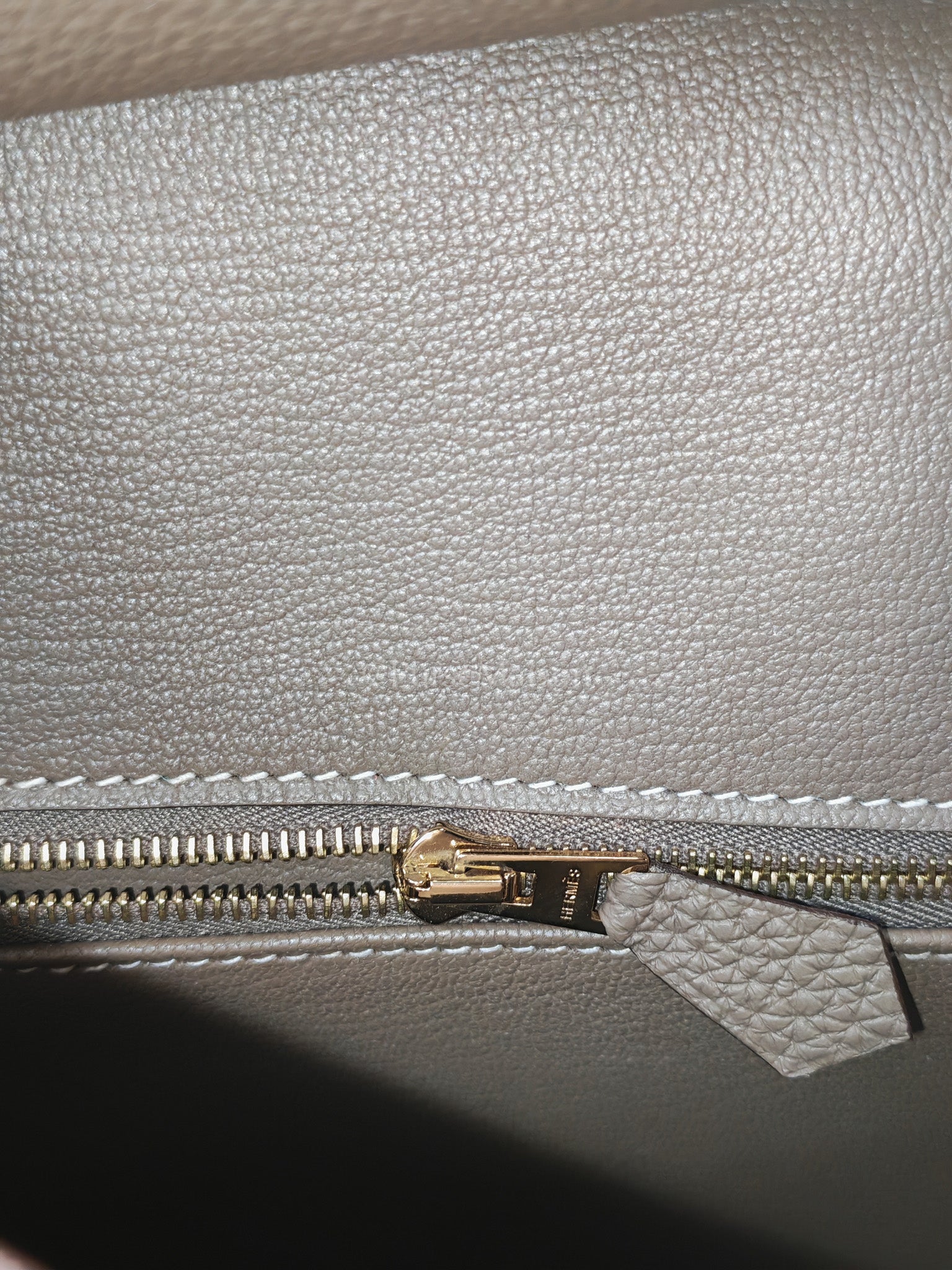 Birkin 25 Etoupe Retourne in Togo Leather and Gold Hardware Stamp D (2019) | Purse Maison Luxury Bags Shop