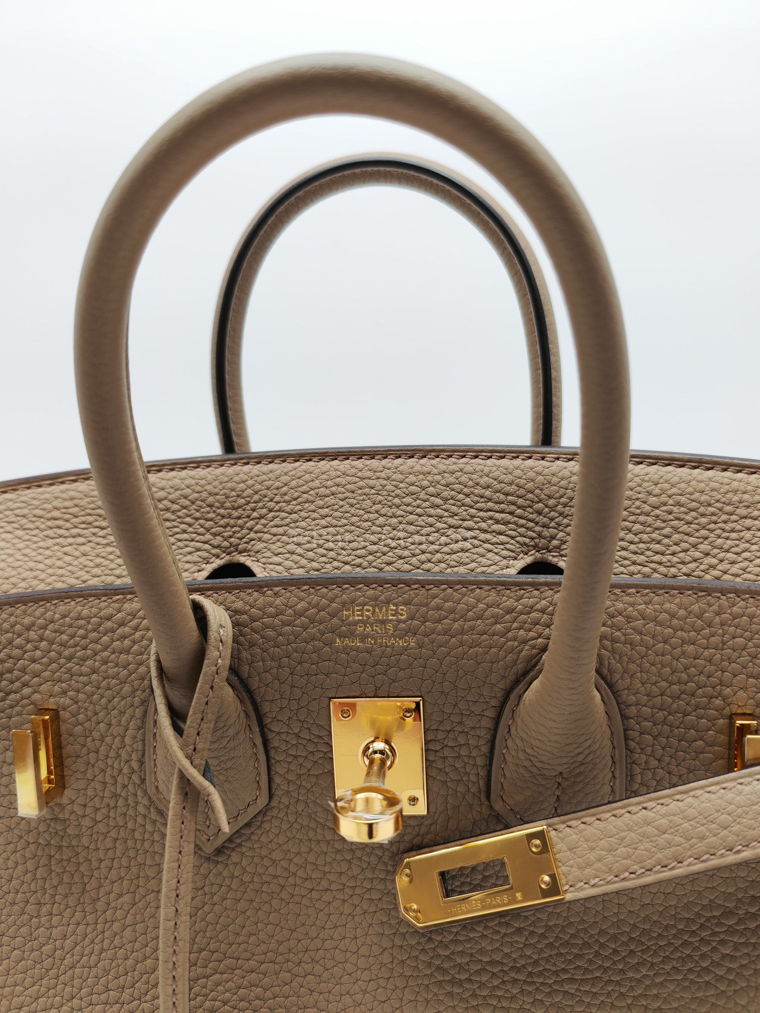 Birkin 25 in Beige Marfa Togo Leather Gold Hardware Stamp W(2024) | Purse Maison Luxury Bags Shop