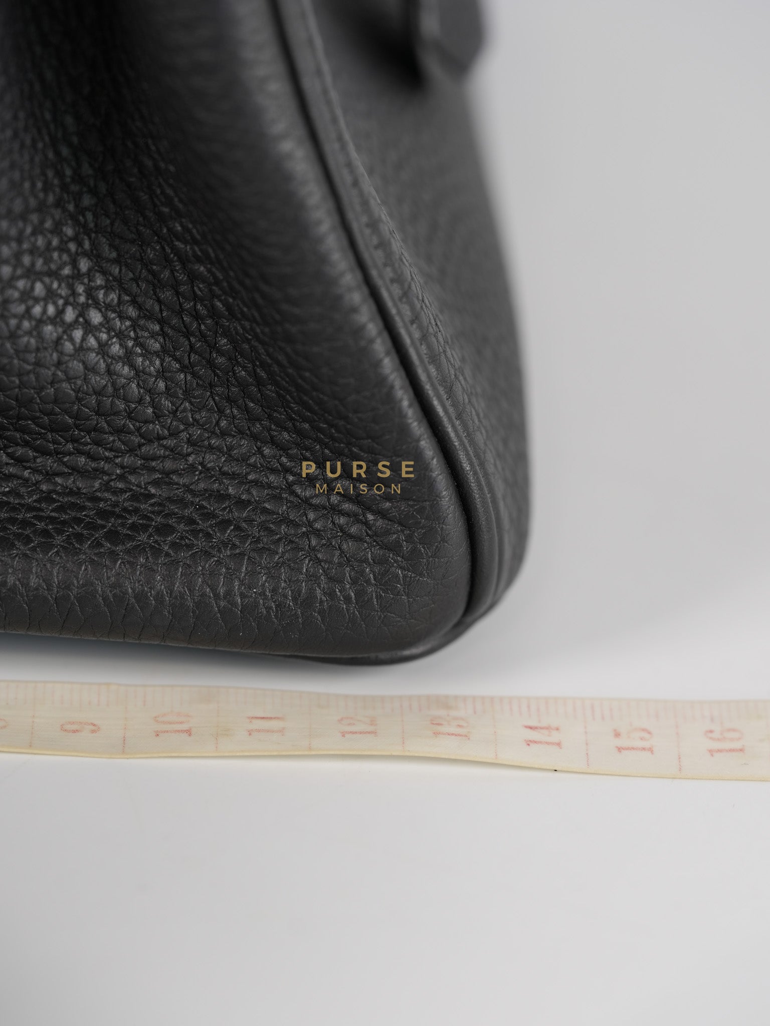 Birkin 25 in Black Togo Leather and Gold Hardware Stamp B (2023) | Purse Maison Luxury Bags Shop