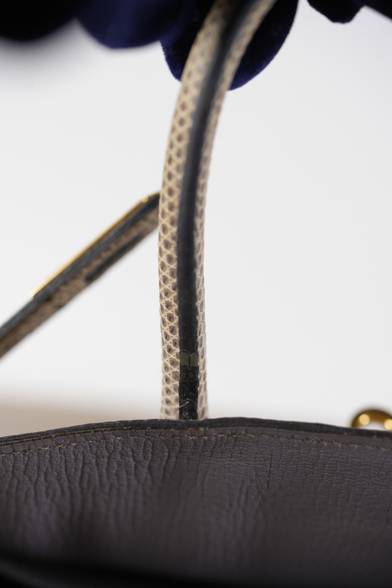 Birkin 25 Lizard Gris Tourterelle Gold hardware Stamp P (2012) | Purse Maison Luxury Bags Shop