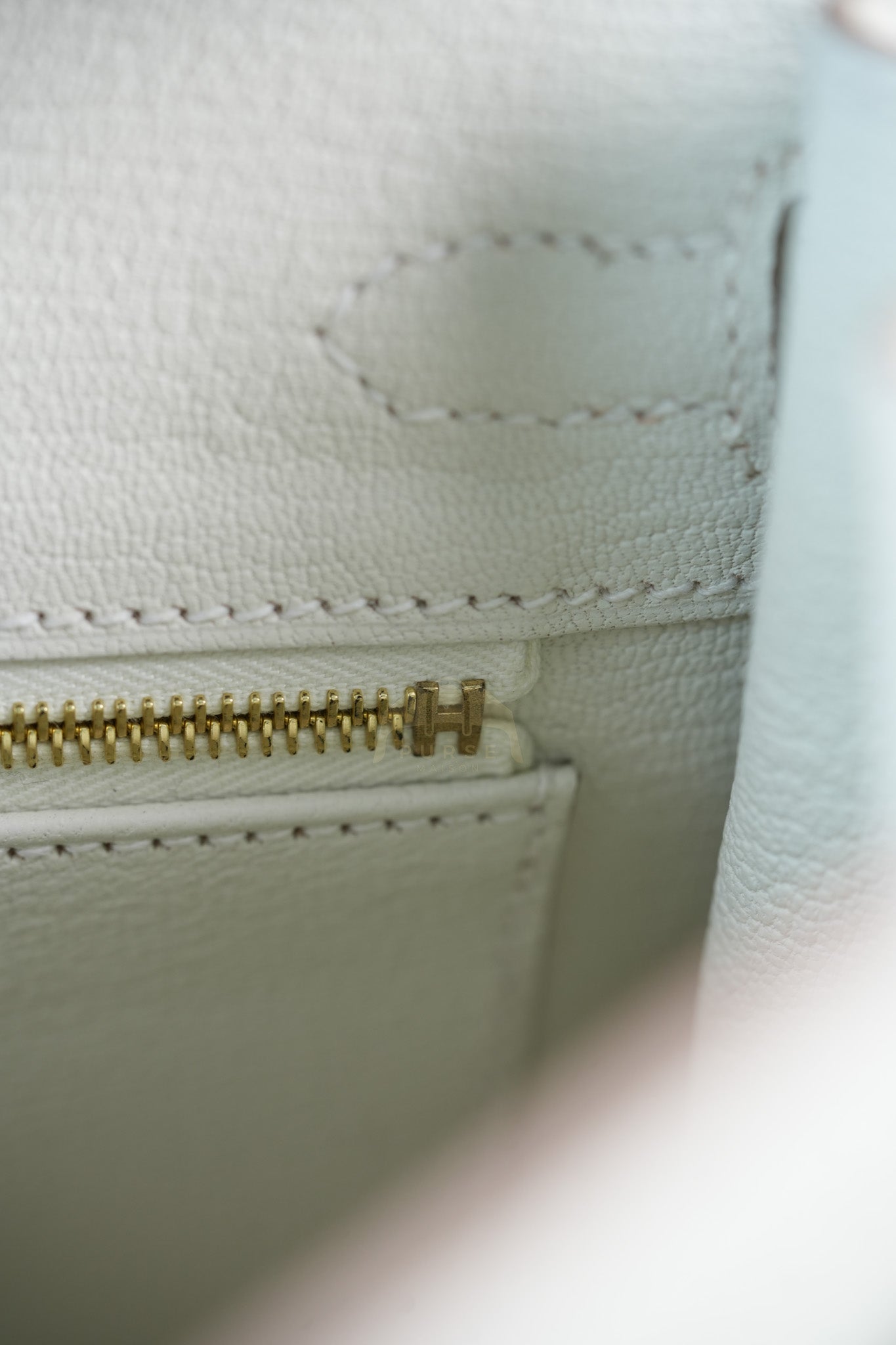 Birkin 25 Mushroom in Togo Leather and Gold Hardware Stamp B (2023) | Purse Maison Luxury Bags Shop