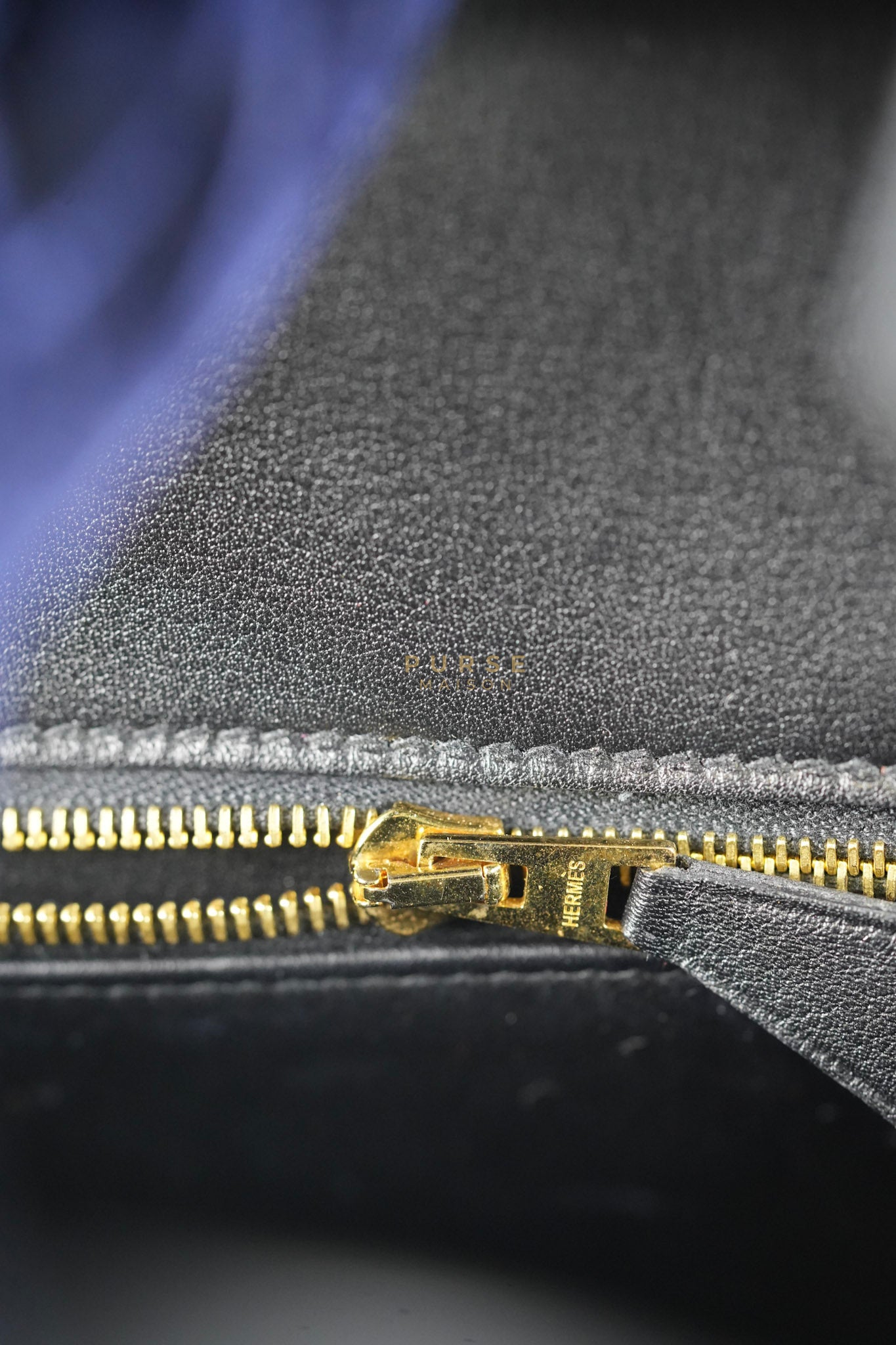 Birkin 25 Retourne in Black Swift Leather and Gold Hardware Stamp A (2017) | Purse Maison Luxury Bags Shop