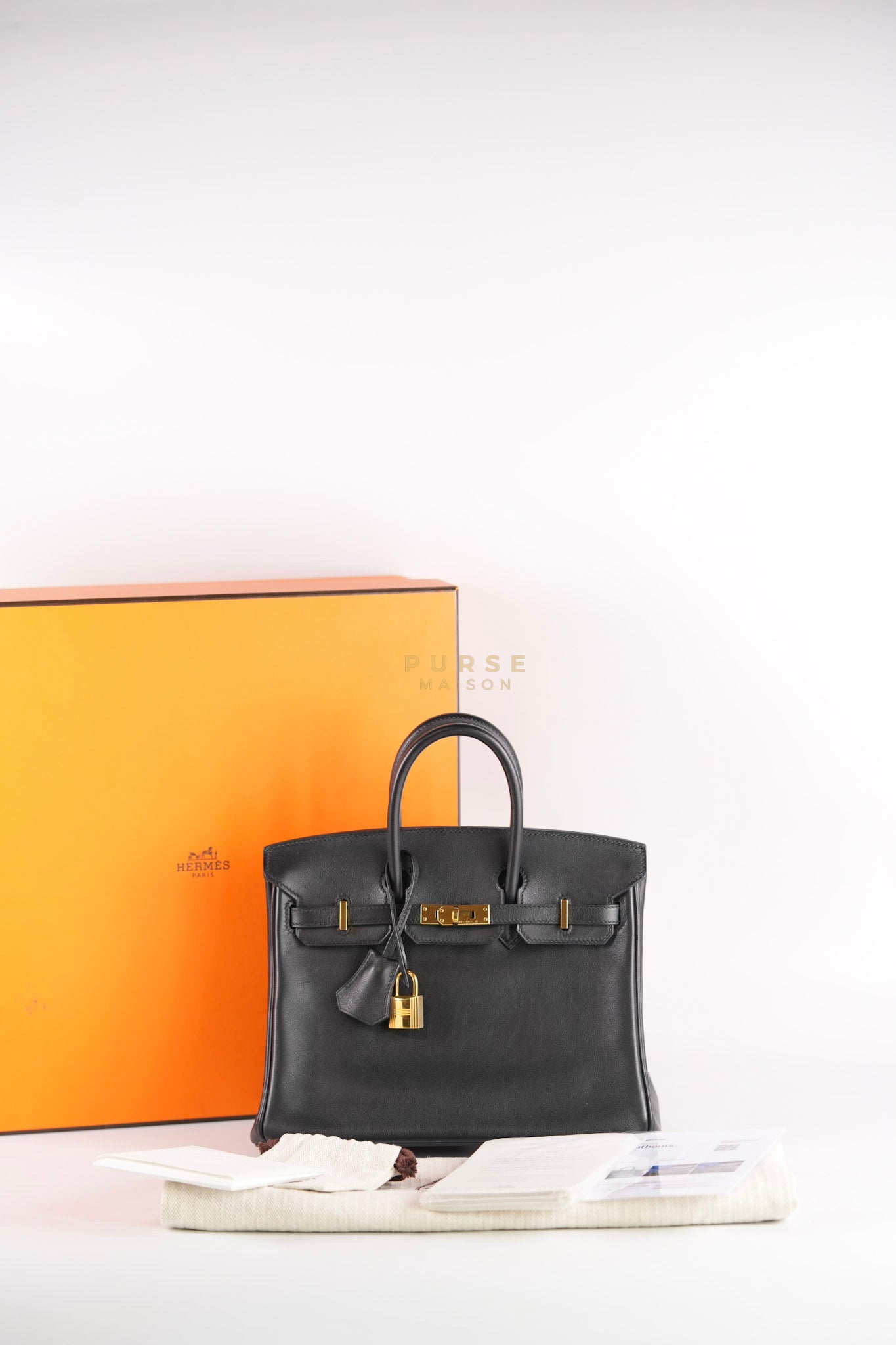 Birkin 25 Retourne in Black Swift Leather and Gold Hardware Stamp A (2017) | Purse Maison Luxury Bags Shop
