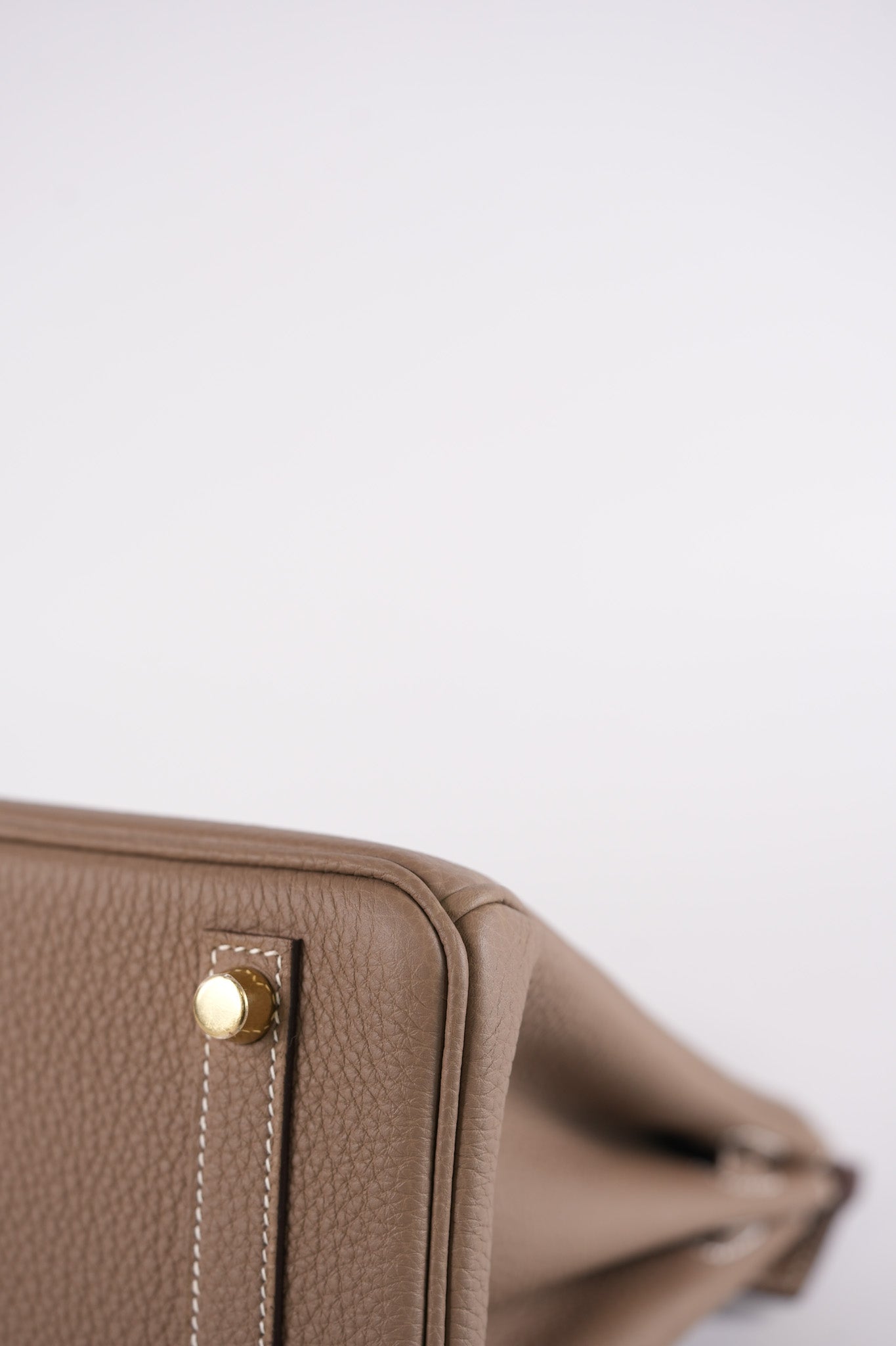 Birkin 25 Retourne in Etoupe Togo Leather and Gold Hardware Stamp W (2024) | Purse Maison Luxury Bags Shop