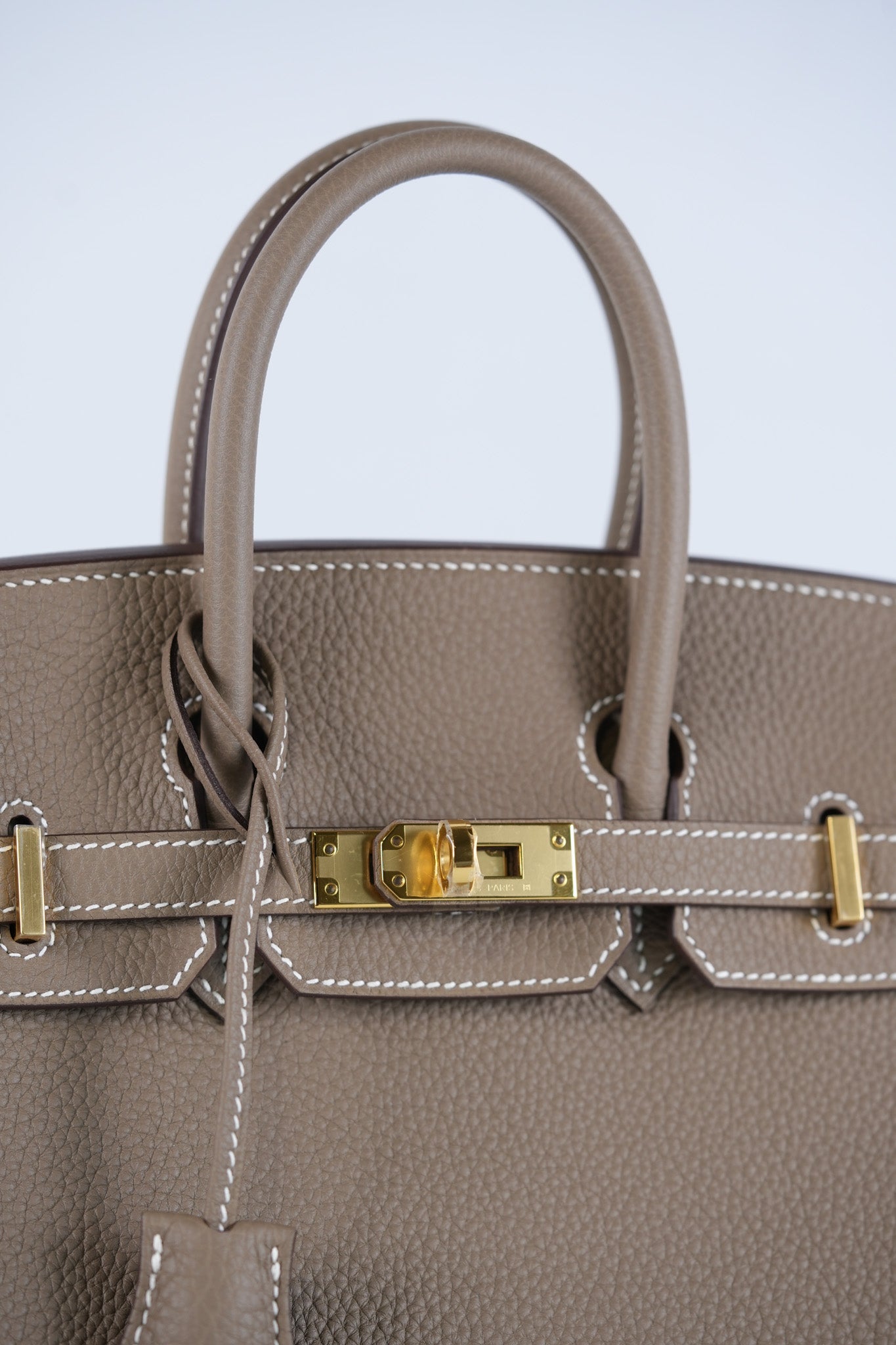 Birkin 25 Retourne in Etoupe Togo Leather and Gold Hardware Stamp W (2024) | Purse Maison Luxury Bags Shop