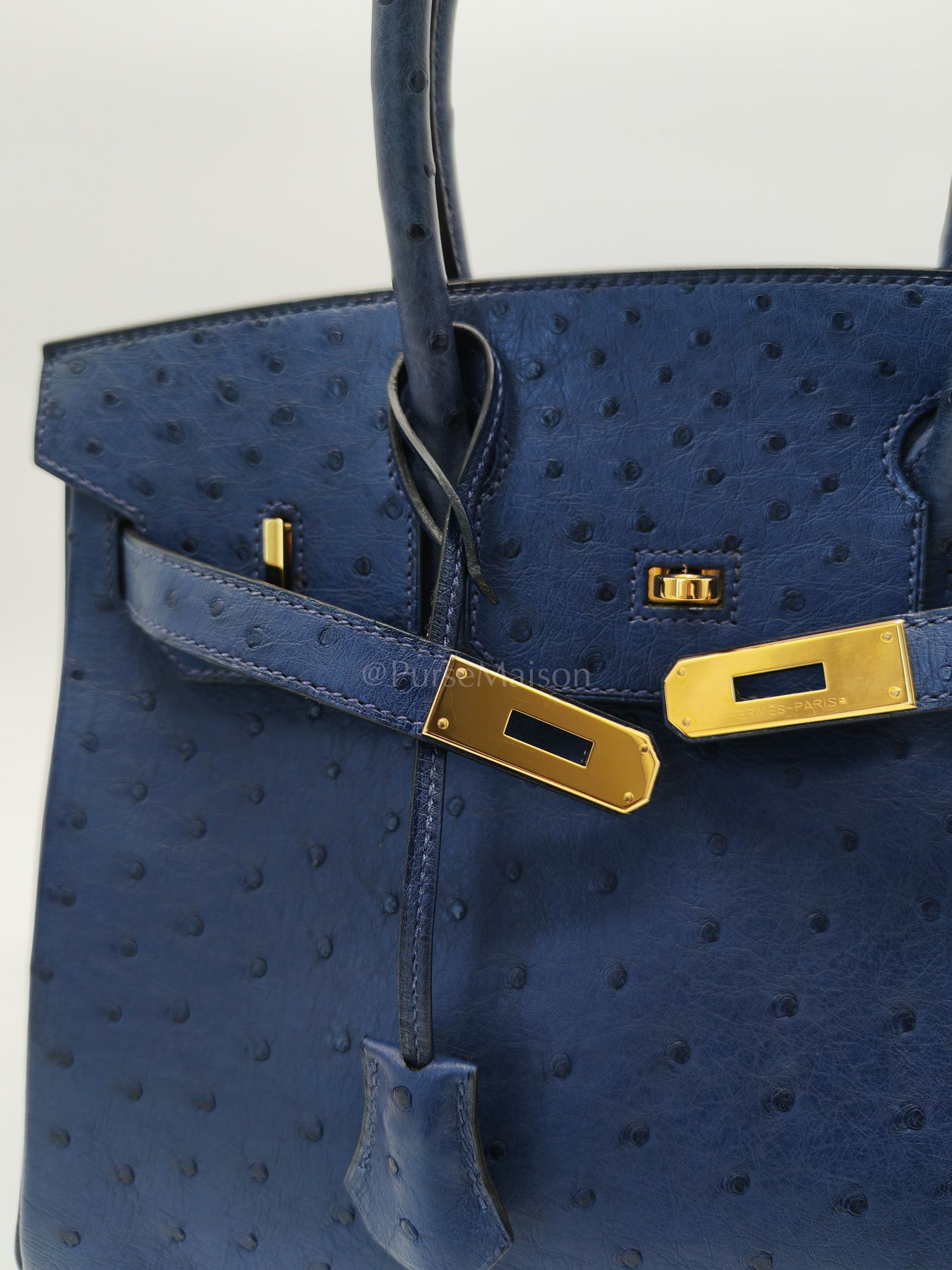 Birkin 30 Autruche in Bleu Iris Ostrich Leather Gold Hardware Stamp T(2015) | Purse Maison Luxury Bags Shop