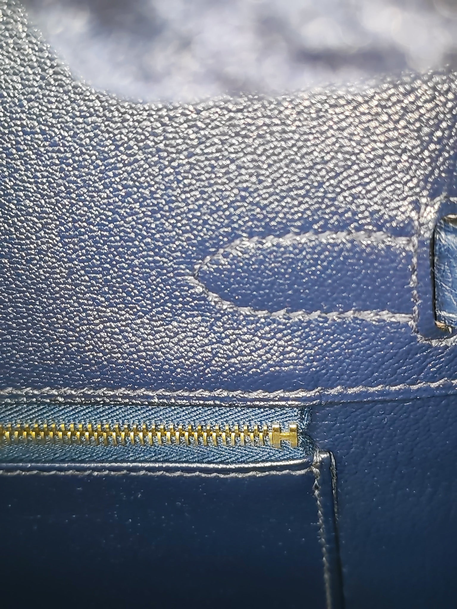 Birkin 30 Autruche in Bleu Iris Ostrich Leather Gold Hardware Stamp T(2015) | Purse Maison Luxury Bags Shop