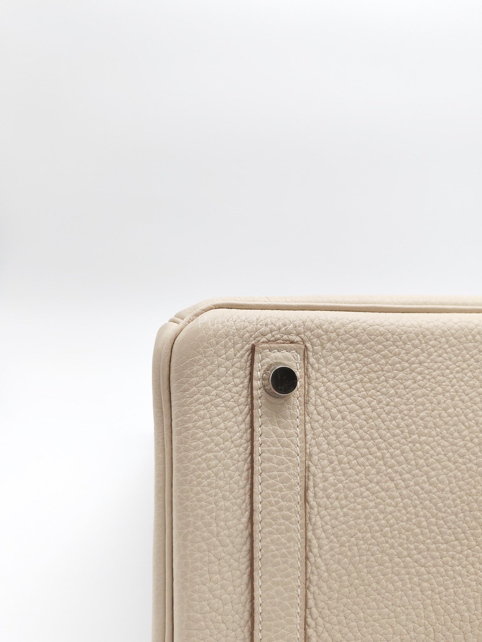 Birkin 30 in Craie Togo Leather Palladium Hardware Stamp C(2018) w/ Free Twilly | Purse Maison Luxury Bags Shop