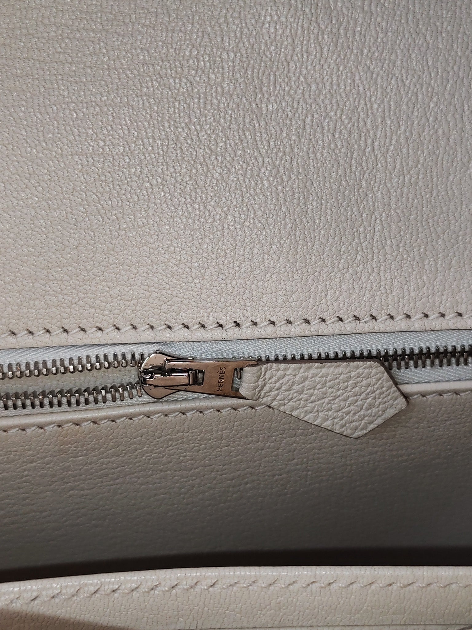 Birkin 30 in Craie Togo Leather Palladium Hardware Stamp C(2018) w/ Free Twilly | Purse Maison Luxury Bags Shop