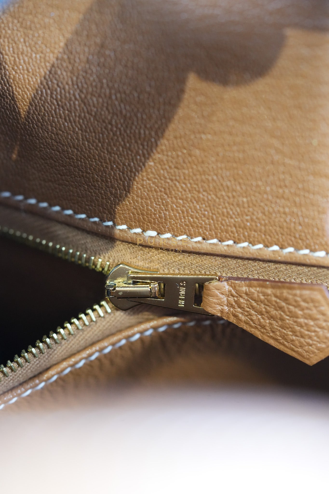 Birkin 25 in Gold Togo Leather & Gold Hardware Stamp B(2023)