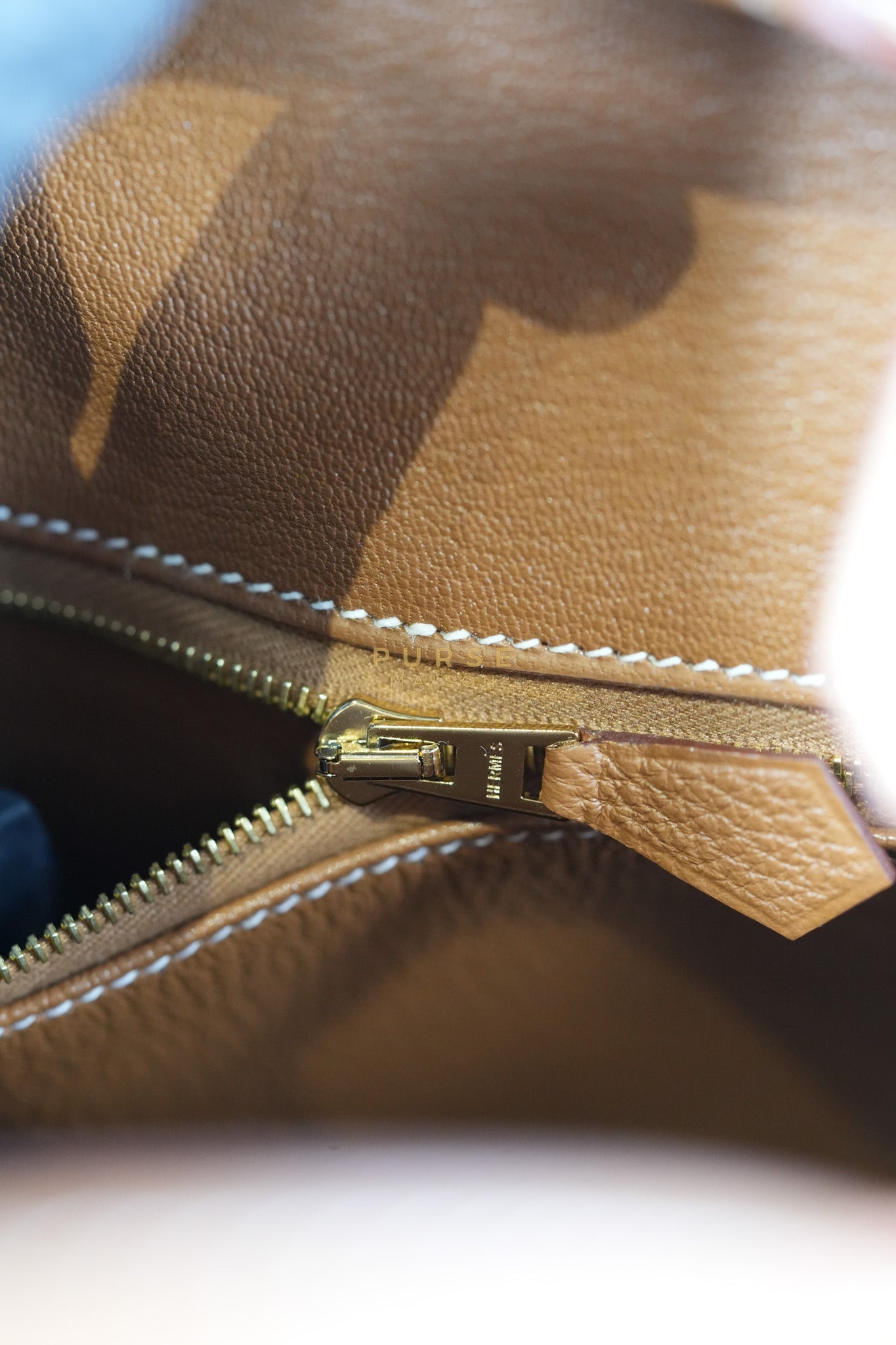 Birkin 25 in Gold Togo Leather & Gold Hardware Stamp B(2023)