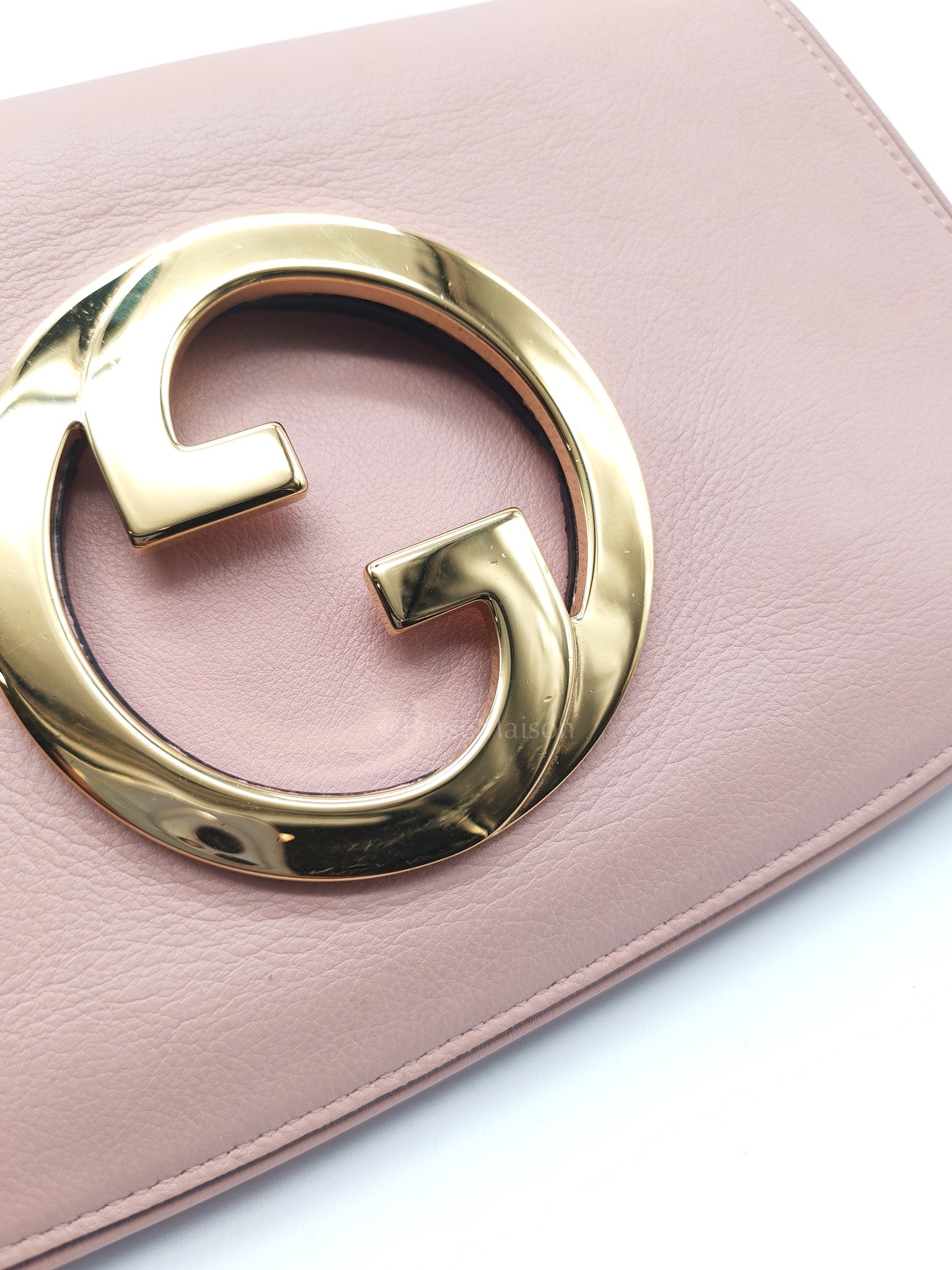 Blondie Shoulder Bag in Powder Pink Interlocking G Emblem Calfskin Leather | Purse Maison Luxury Bags Shop