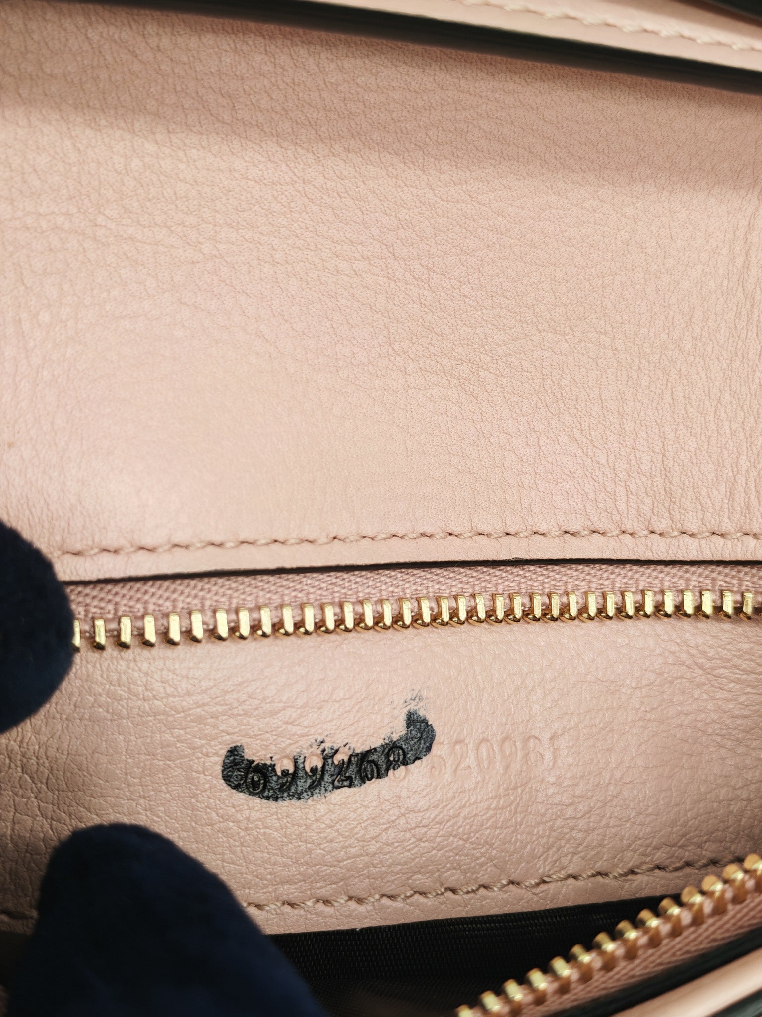 Blondie Shoulder Bag in Powder Pink Interlocking G Emblem Calfskin Leather | Purse Maison Luxury Bags Shop