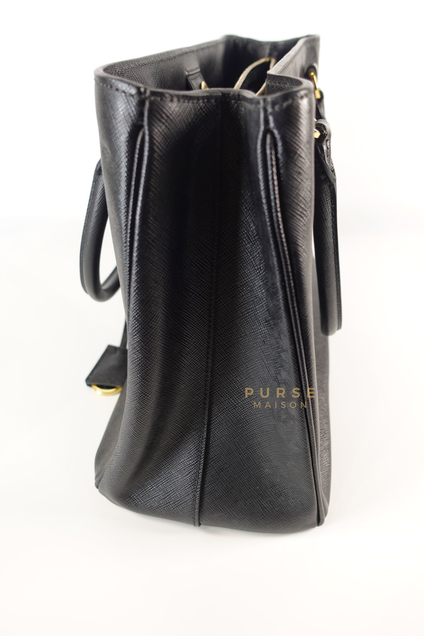 BN1874 Galleria Single Zip Large in Black Soft Calf Bag | Purse Maison Luxury Bags Shop