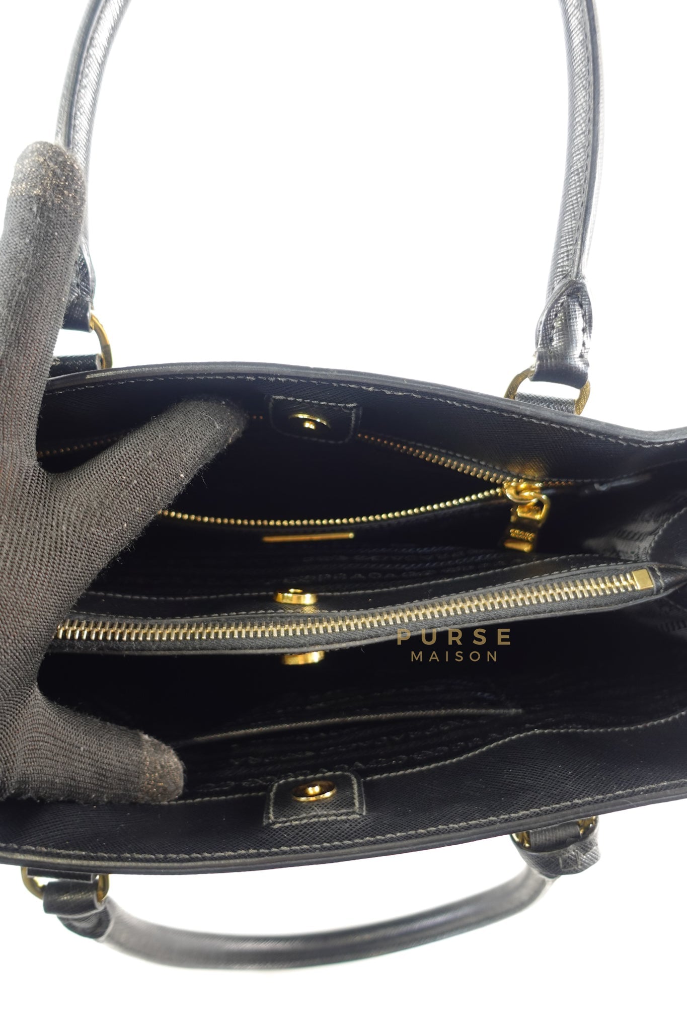 BN1874 Galleria Single Zip Large in Black Soft Calf Bag | Purse Maison Luxury Bags Shop