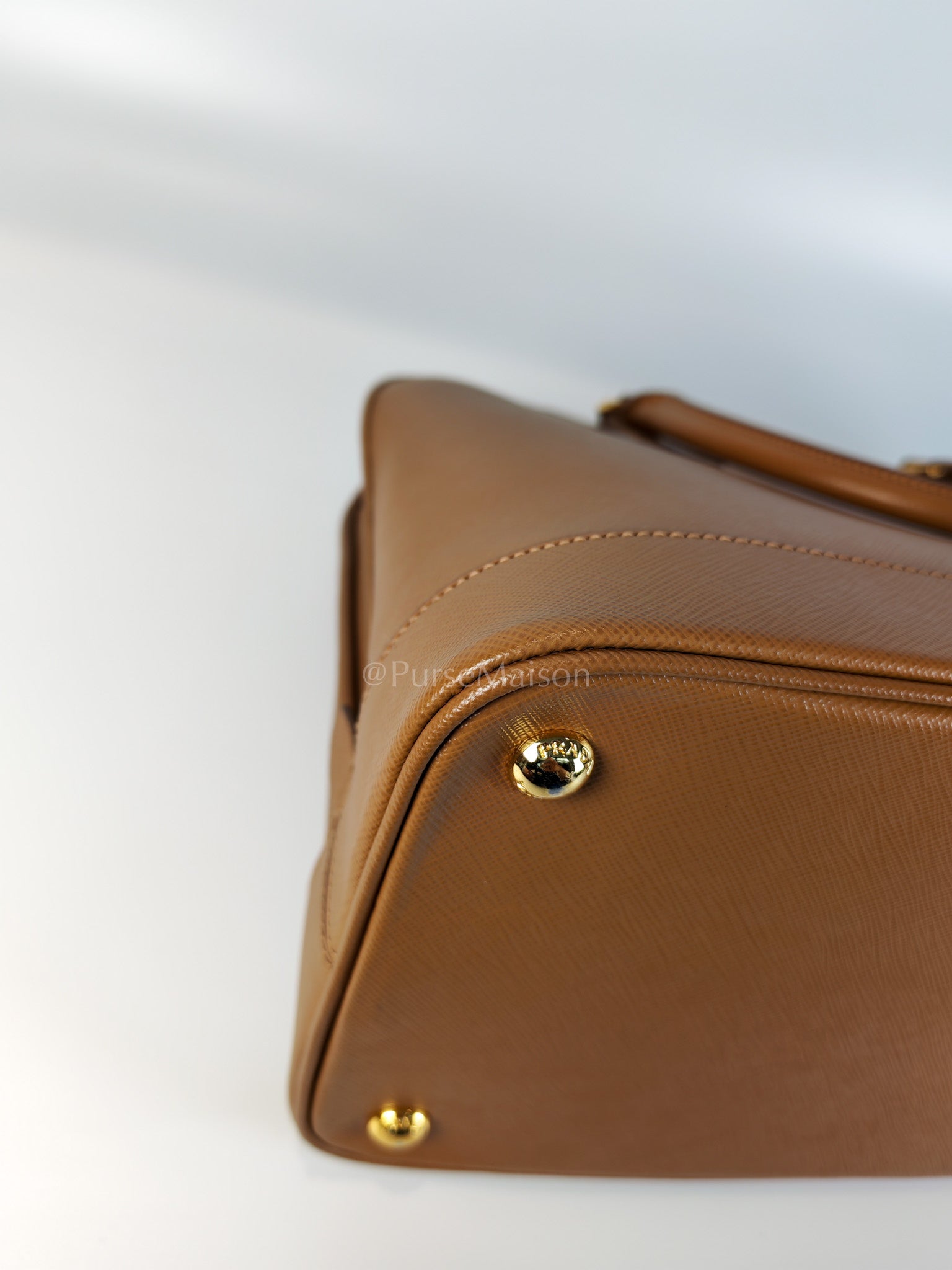 BN2538 Promenade 2Way Bag in Caramel Saffiano Lux Leather Gold Hardware | Purse Maison Luxury Bags Shop