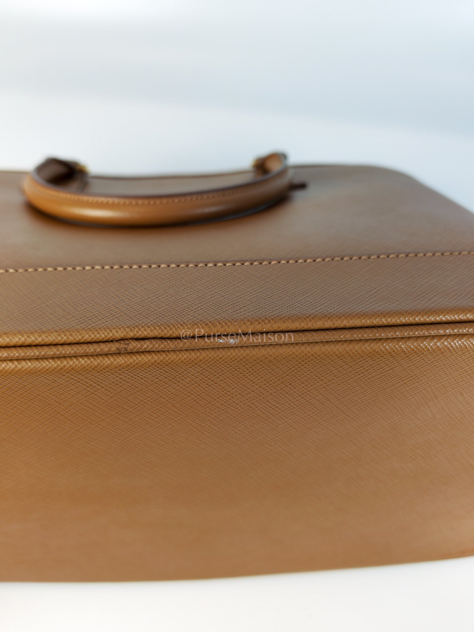 BN2538 Promenade 2Way Bag in Caramel Saffiano Lux Leather Gold Hardware | Purse Maison Luxury Bags Shop