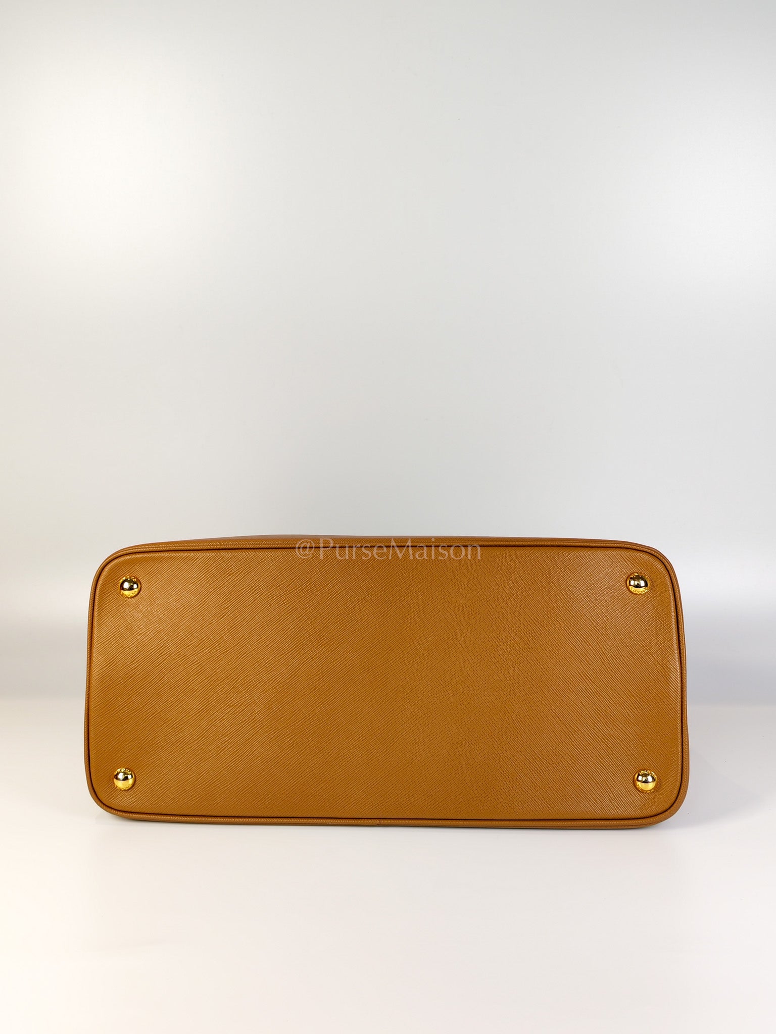 BN2538 Promenade 2Way Bag in Caramel Saffiano Lux Leather Gold Hardware | Purse Maison Luxury Bags Shop