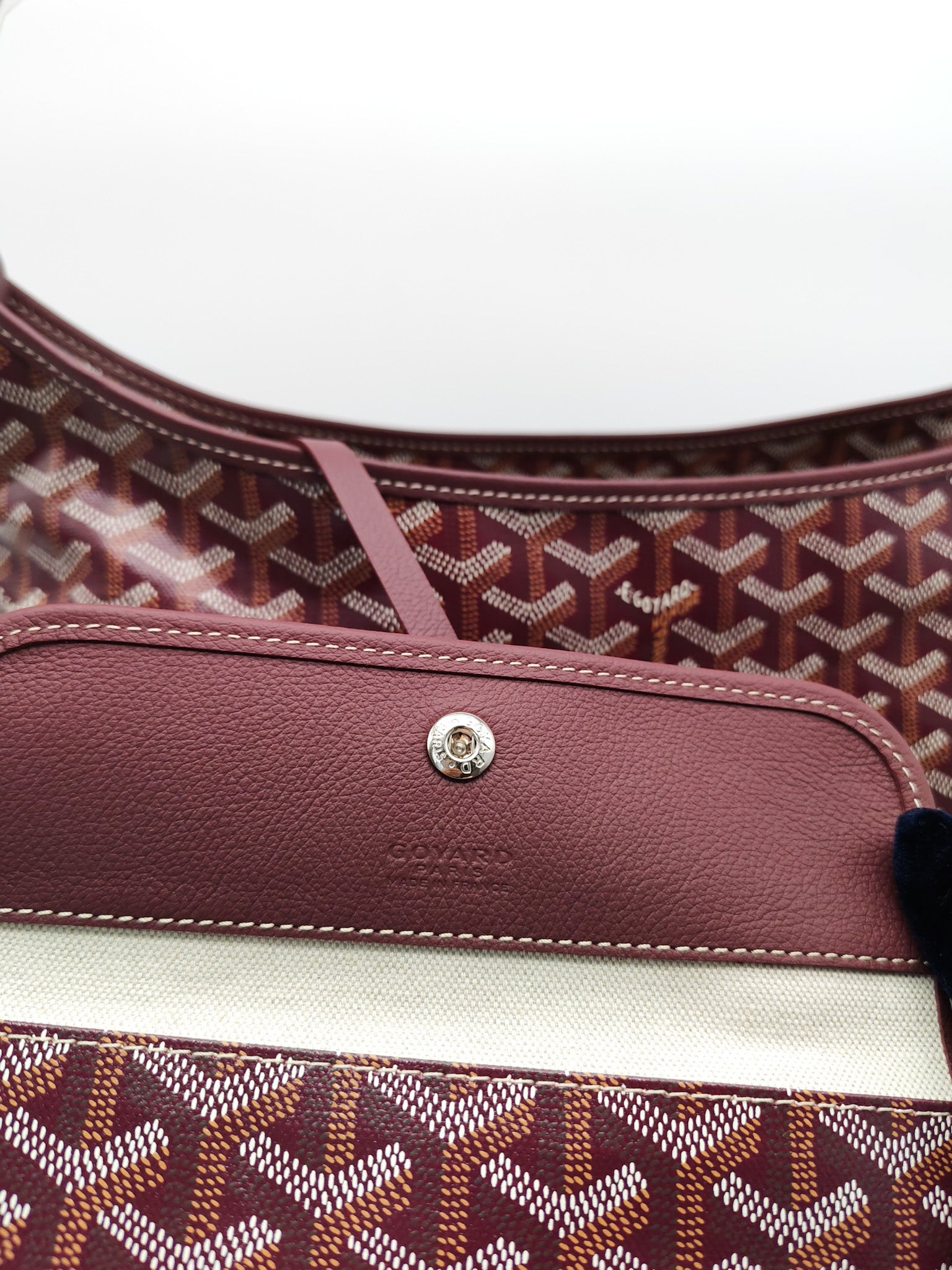Boheme PM Burgundy in Goyardine Canvas Hobo Bag | Purse Maison Luxury Bags Shop