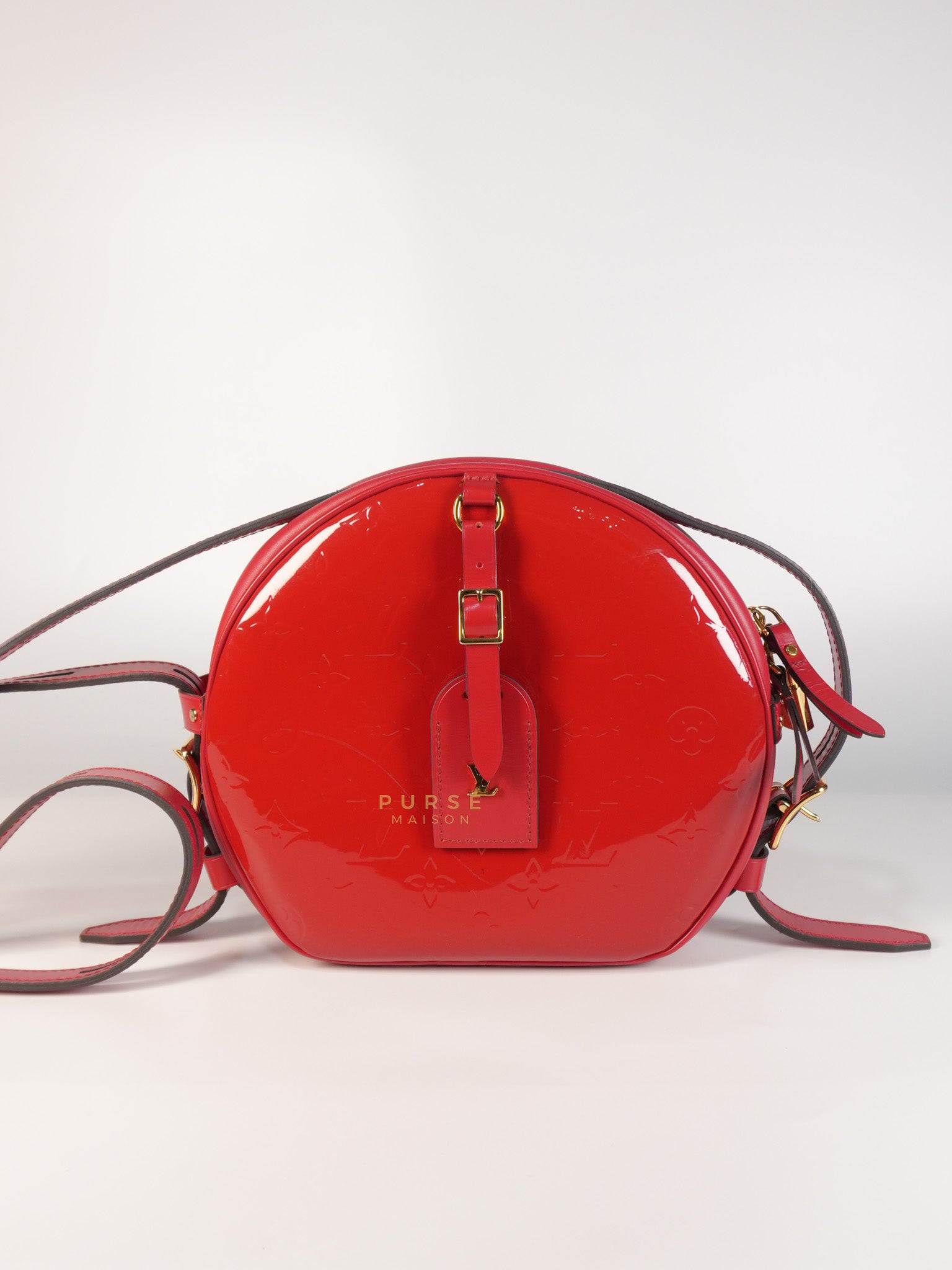 Boite Chapeau Souple MM in Vernis Rouge (Date Code: PL1189)