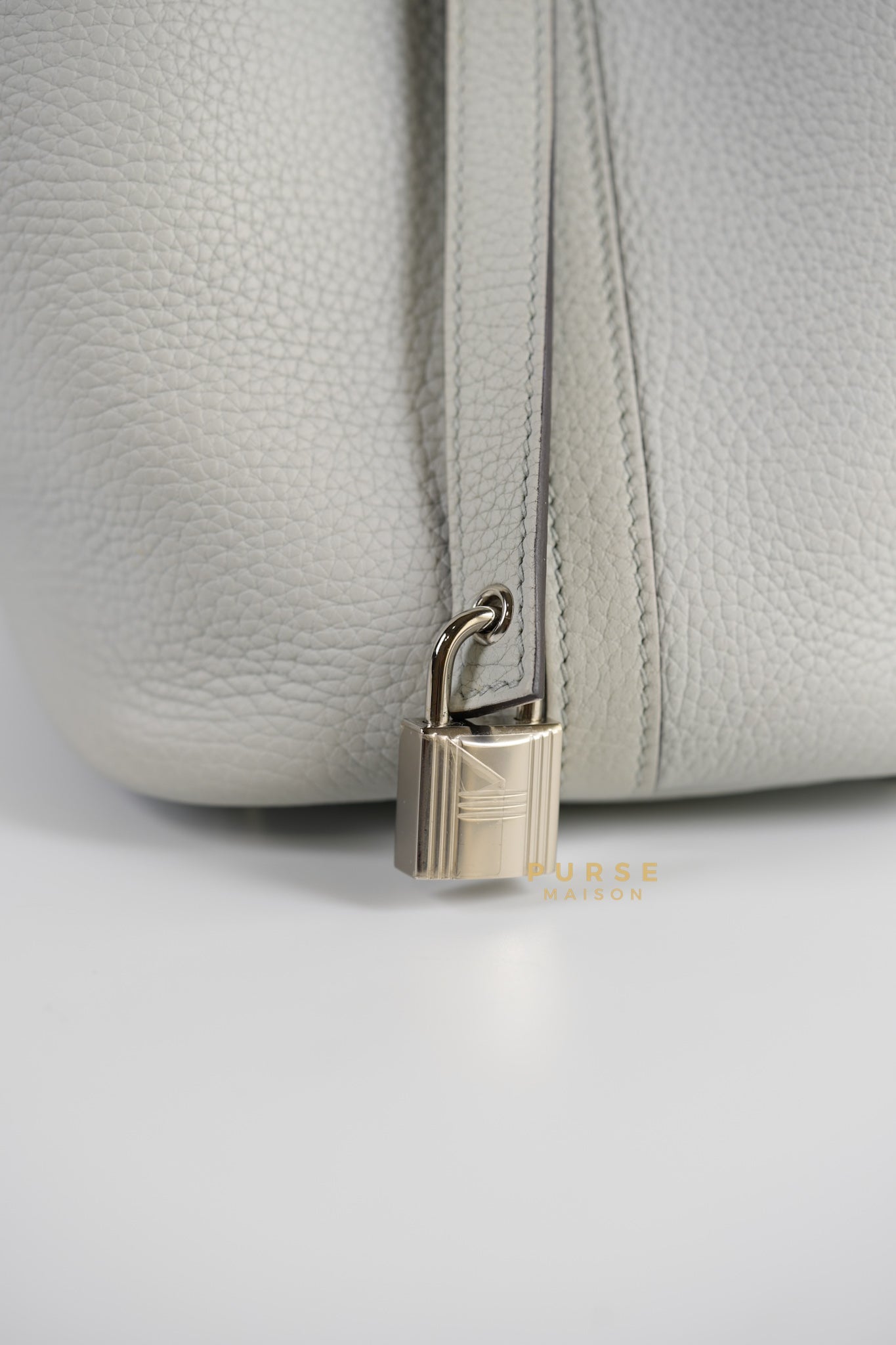 Bolso Picotin Lock 18 Clemence in Blue Pale Palladium Hardware Stamp U with Sur Mon Nuage Twilly | Purse Maison Luxury Bags Shop