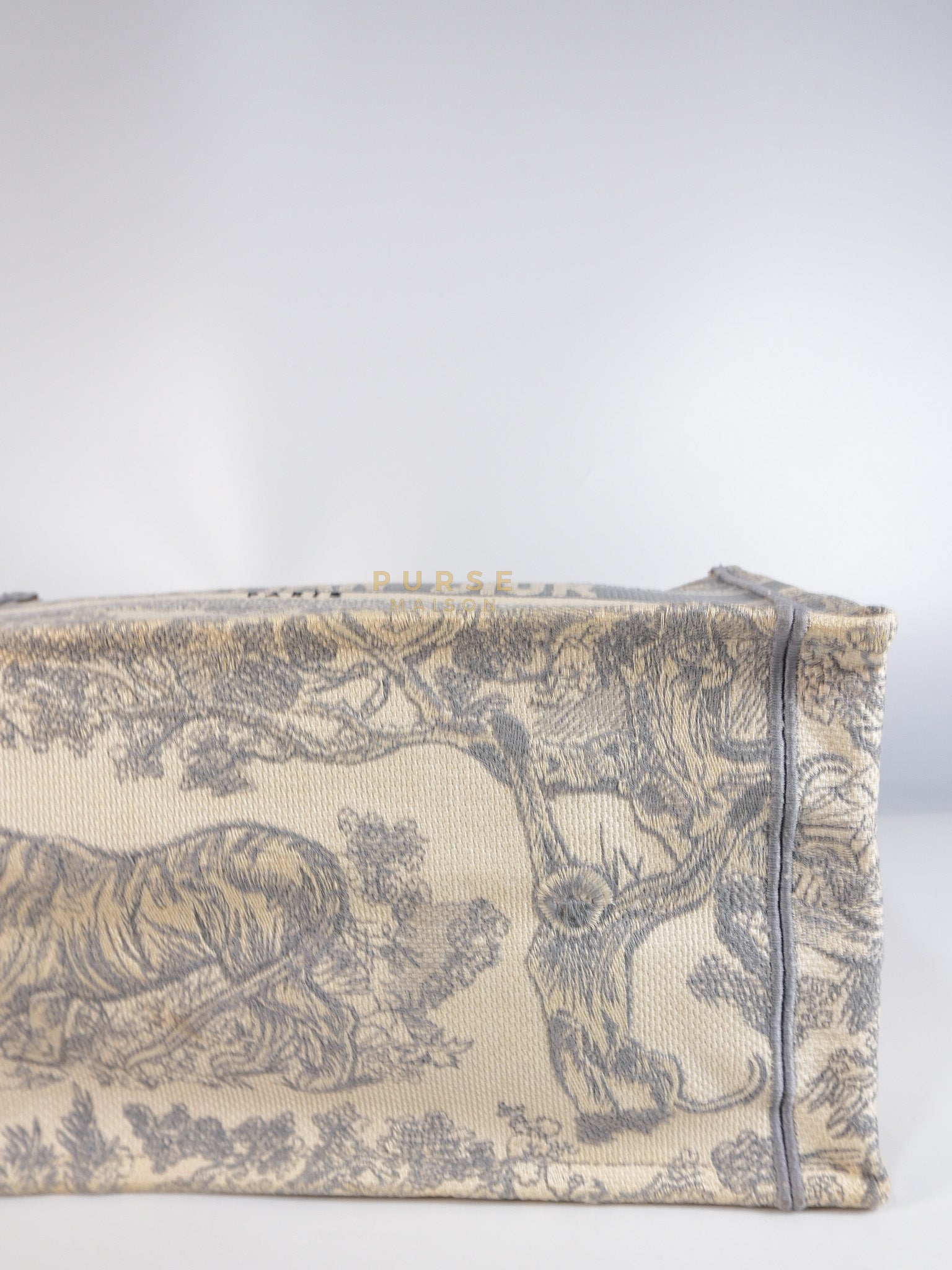 Book Tote Bag Medium in White & Gray | Purse Maison Luxury Bags Shop